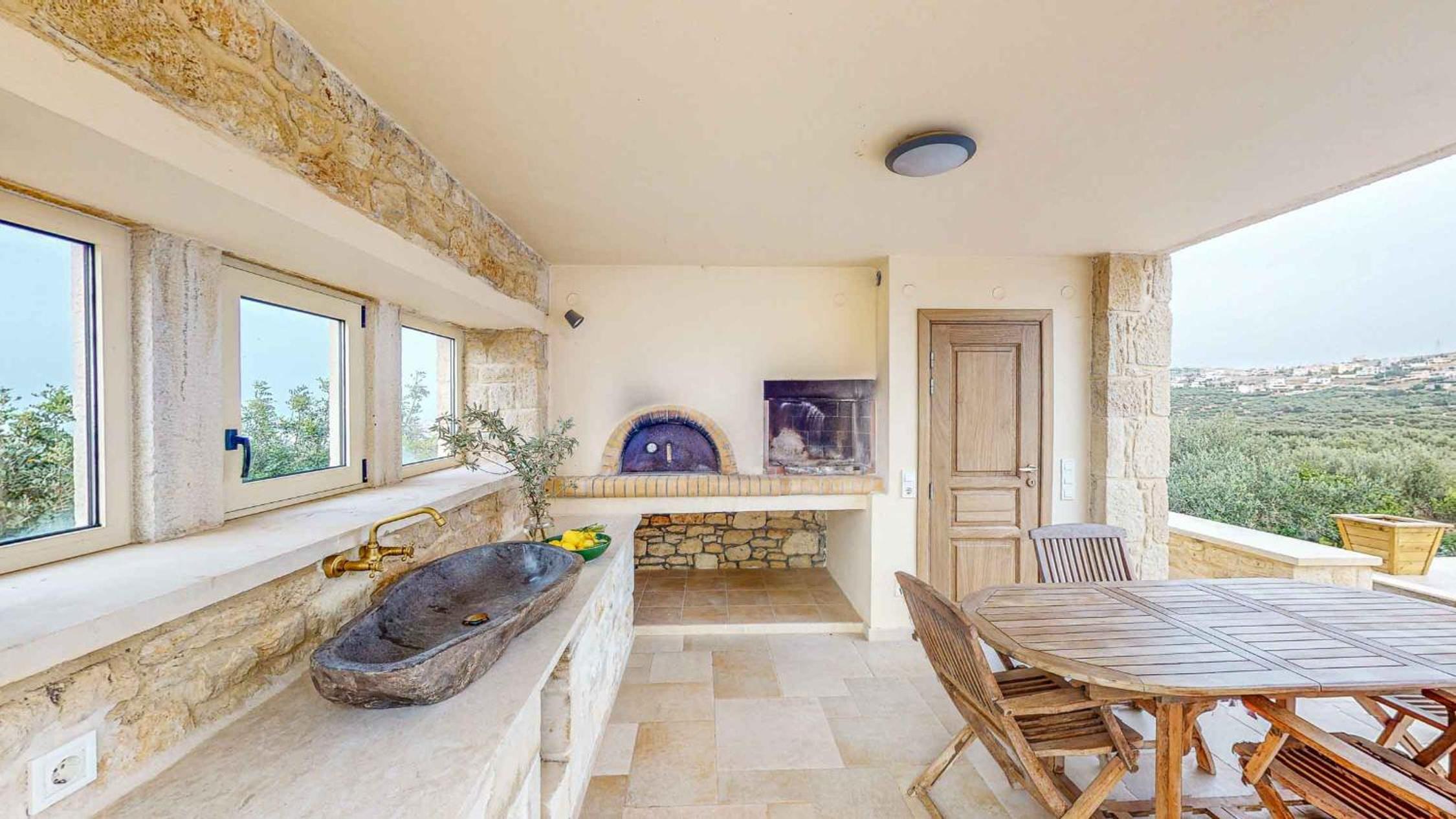 helidoni luxury villa