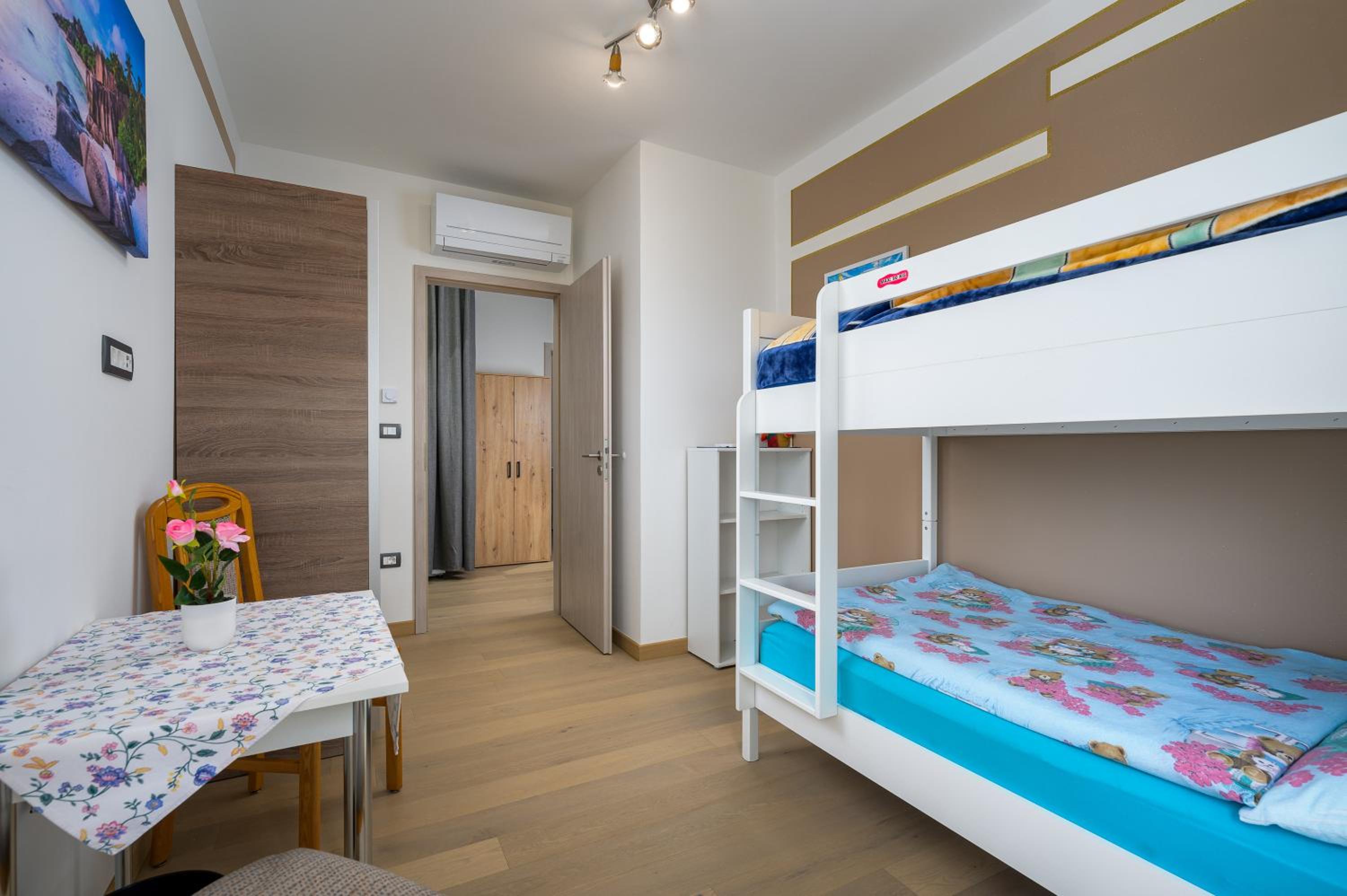 Luxury Apartments BRIGITTA with whirlpool in Umag