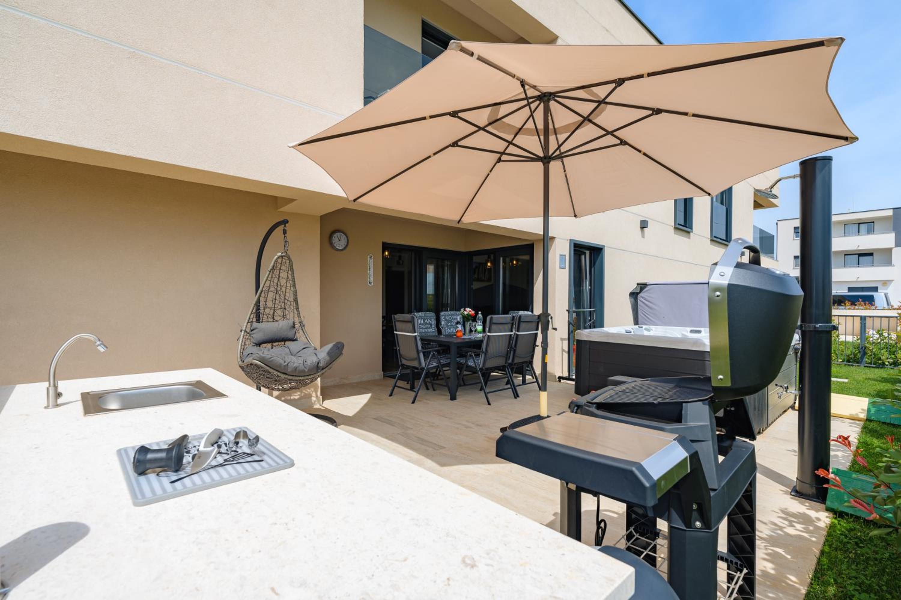 Luxury Apartments BRIGITTA with whirlpool in Umag
