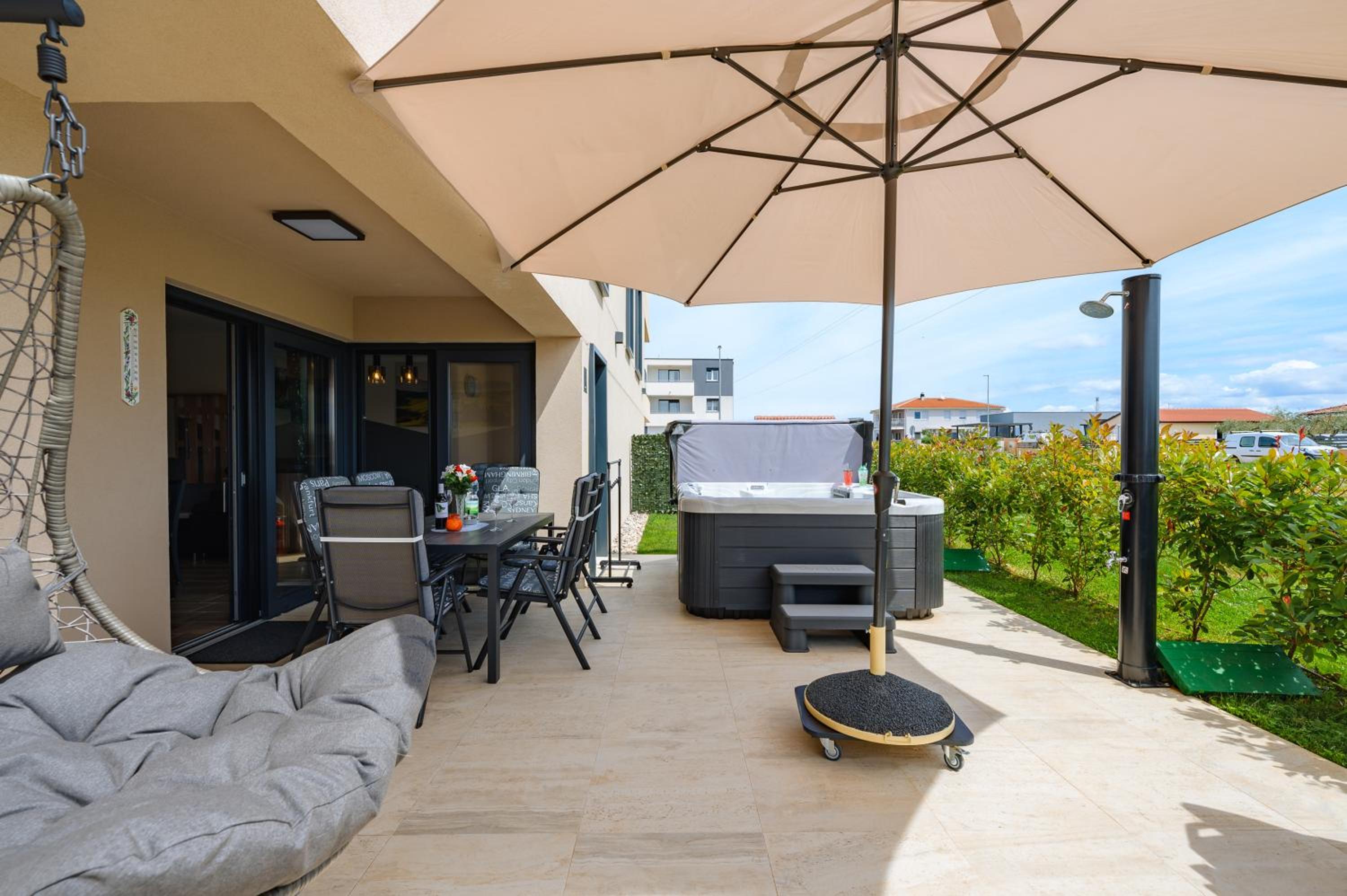Luxury Apartments BRIGITTA with whirlpool in Umag
