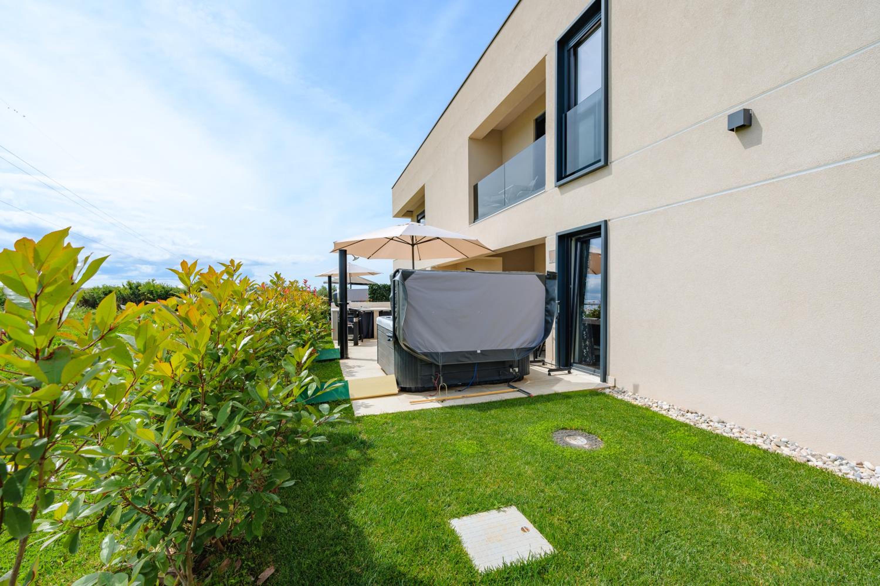 Luxury Apartments BRIGITTA with whirlpool in Umag