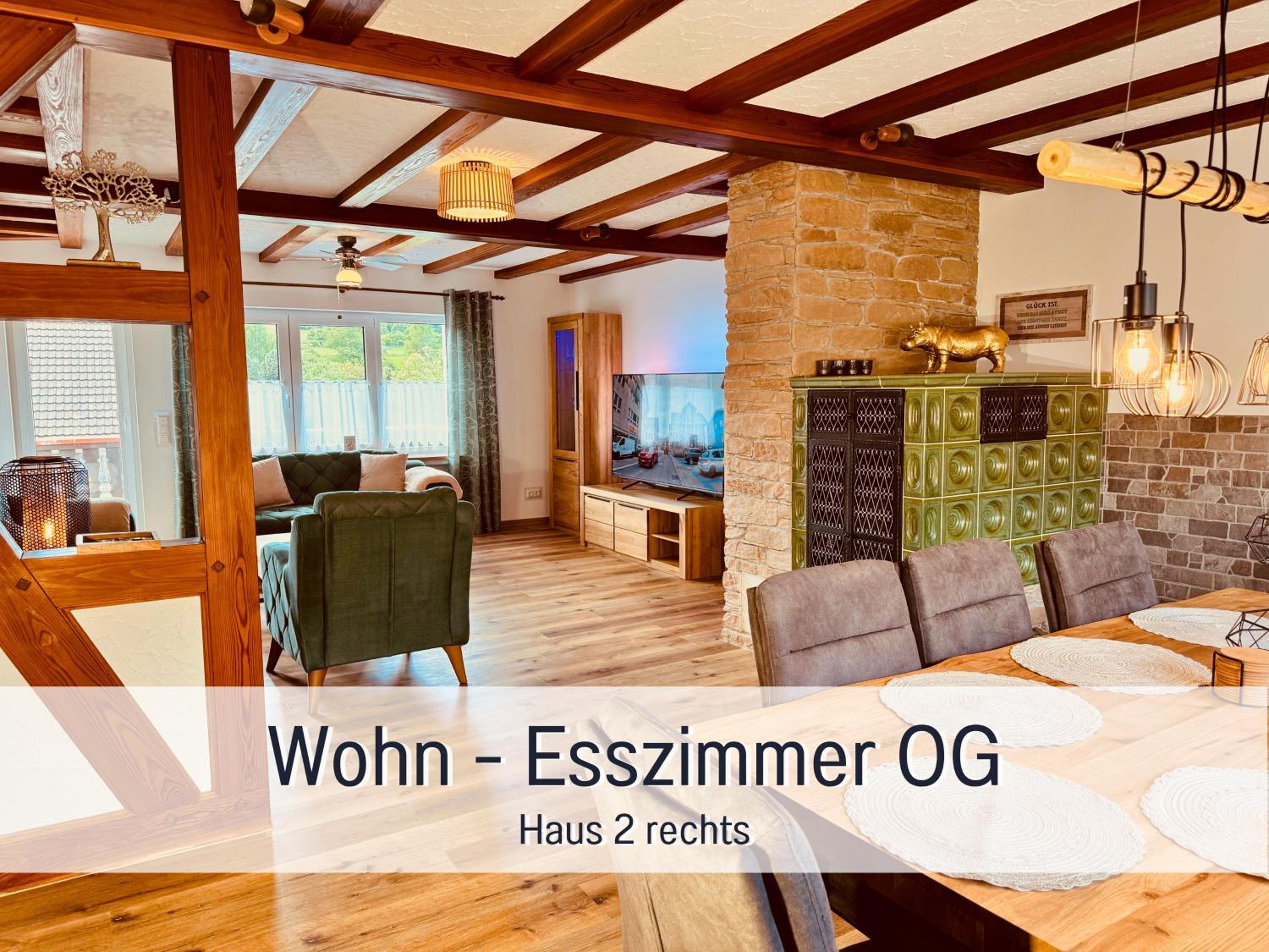 Großes Ferienhaus für 12 -17 Personen mit Whirlpool - Spielzimmer und Garten