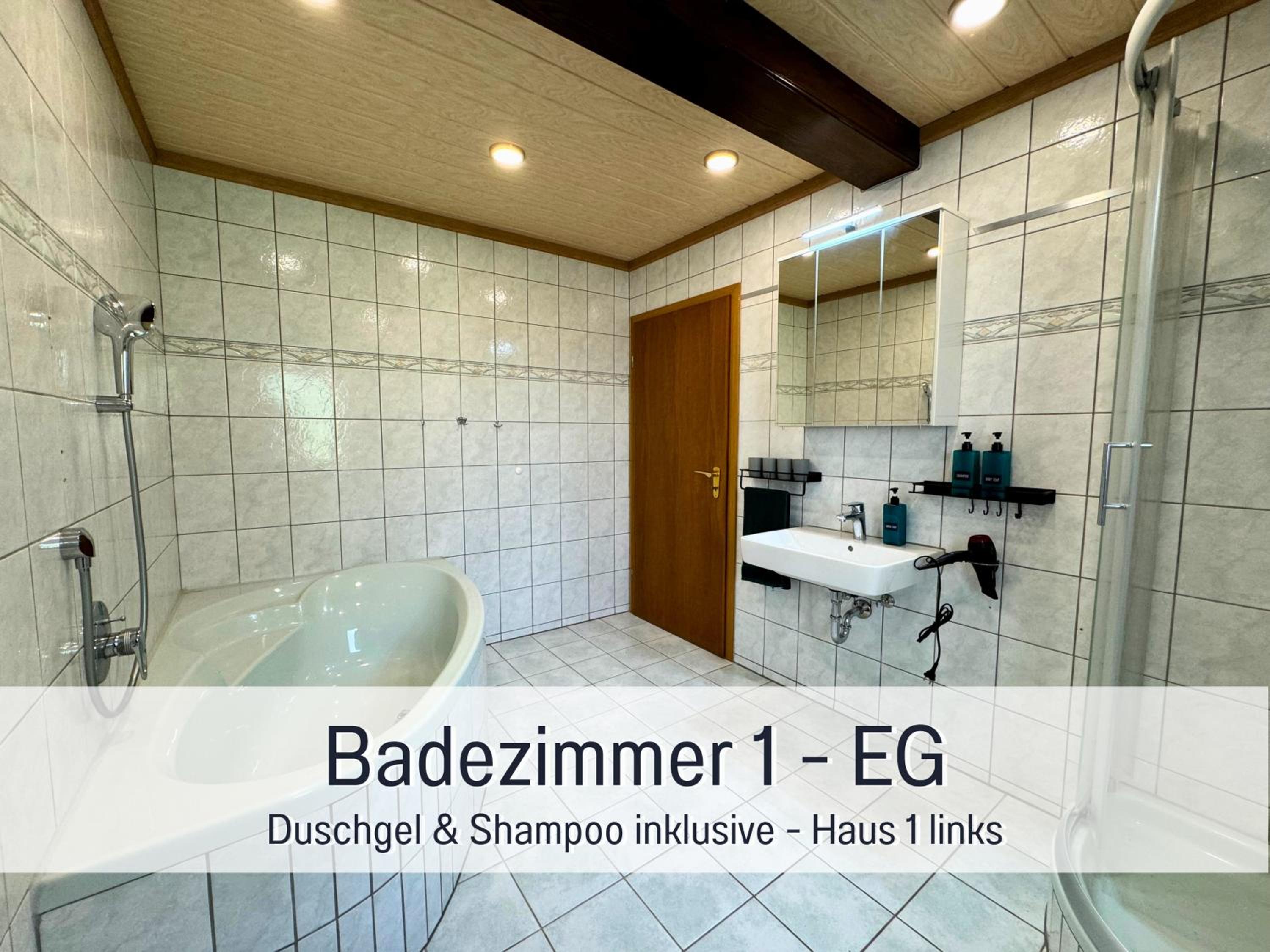 Großes Ferienhaus für 12 -17 Personen mit Whirlpool - Spielzimmer und Garten