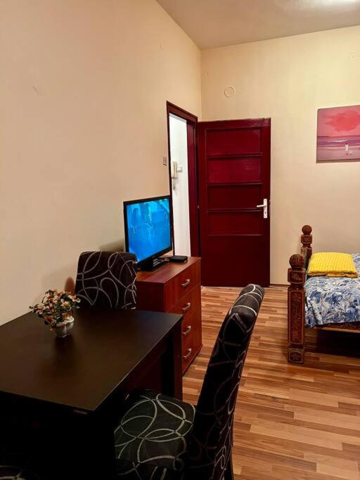 City Center Cozy Studio view 5