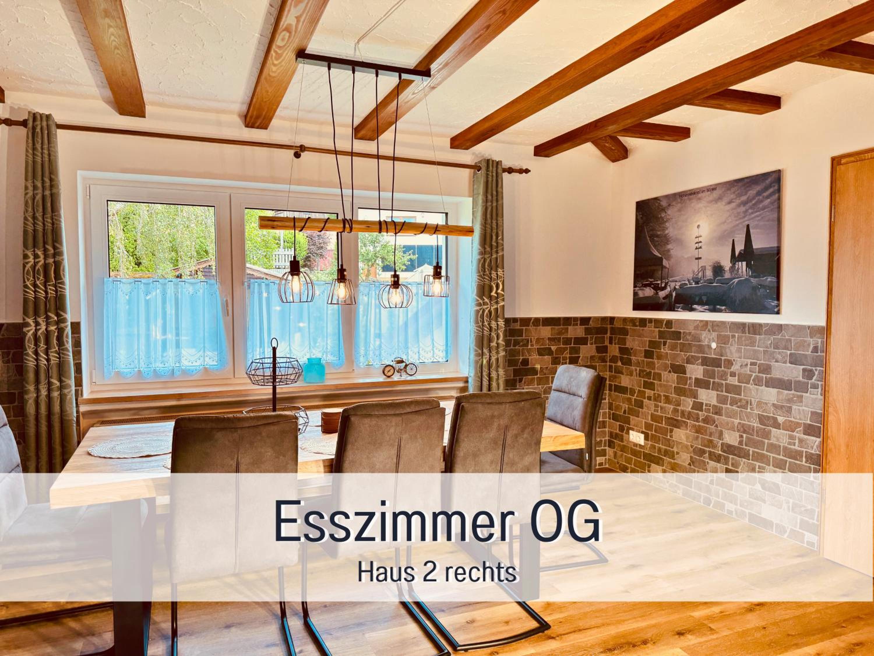 Großes Ferienhaus für 12 -17 Personen mit Whirlpool - Spielzimmer und Garten
