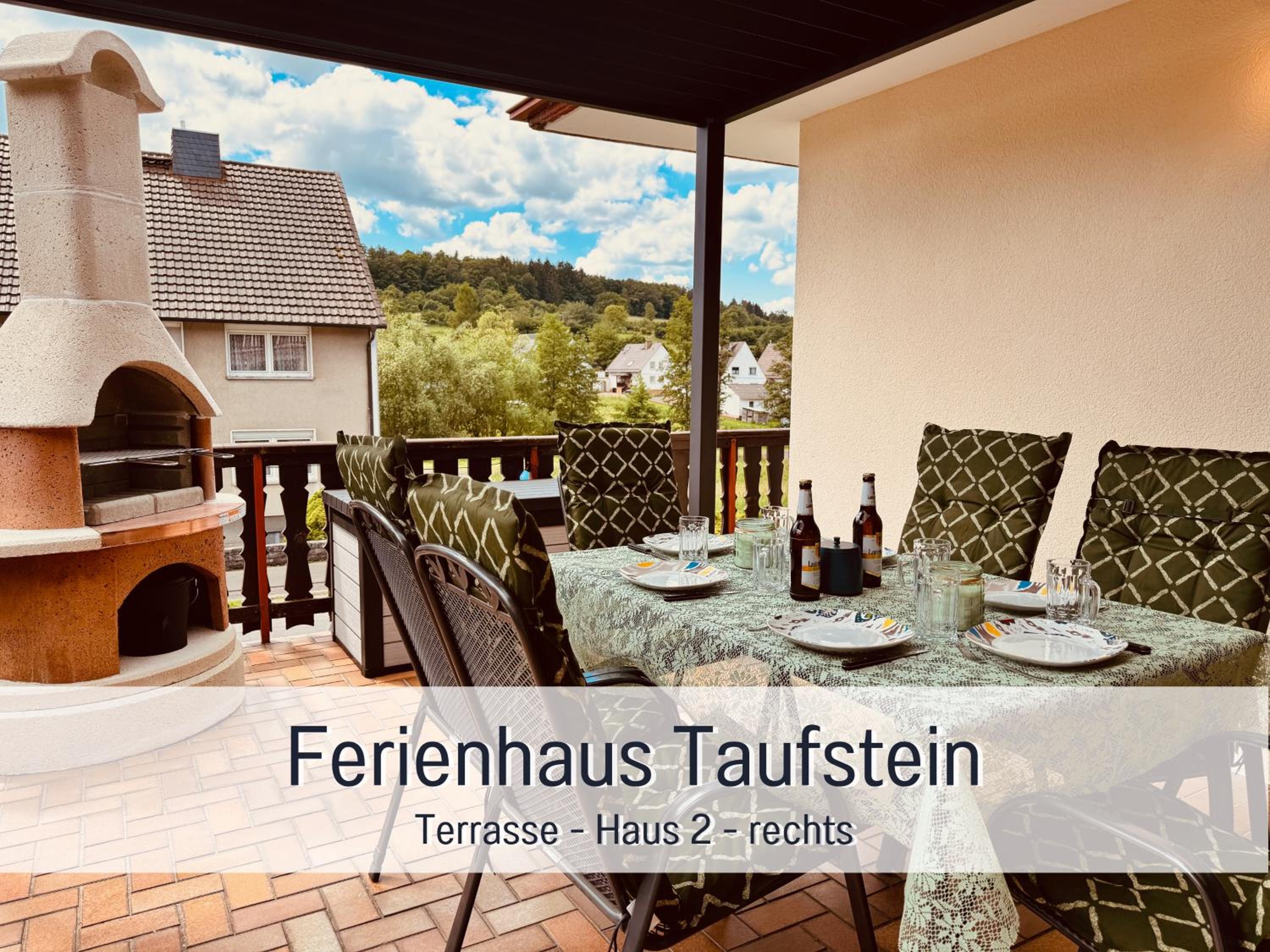 Großes Ferienhaus für 12 -17 Personen mit Whirlpool - Spielzimmer und Garten