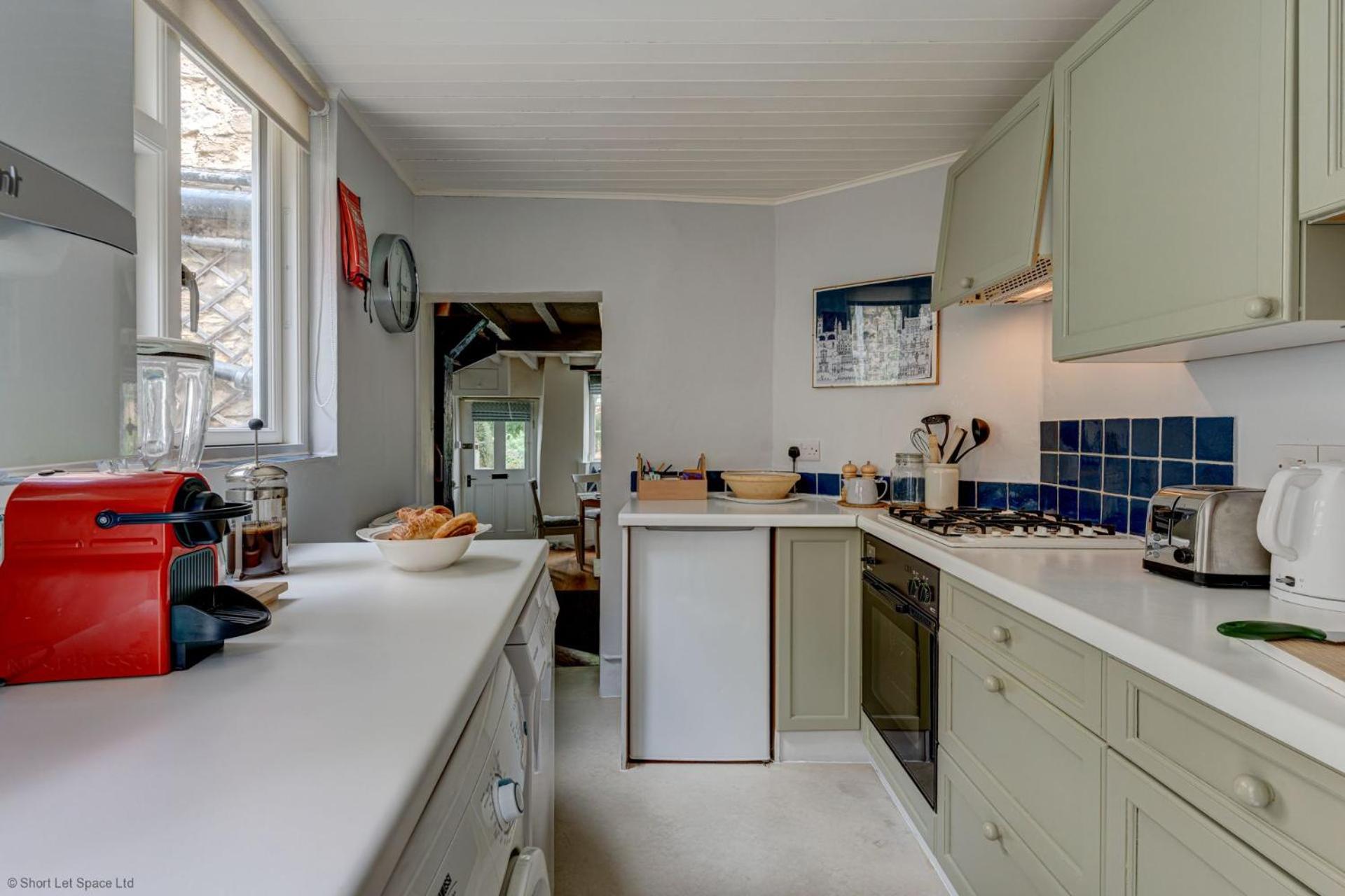 The White Cottage view 5