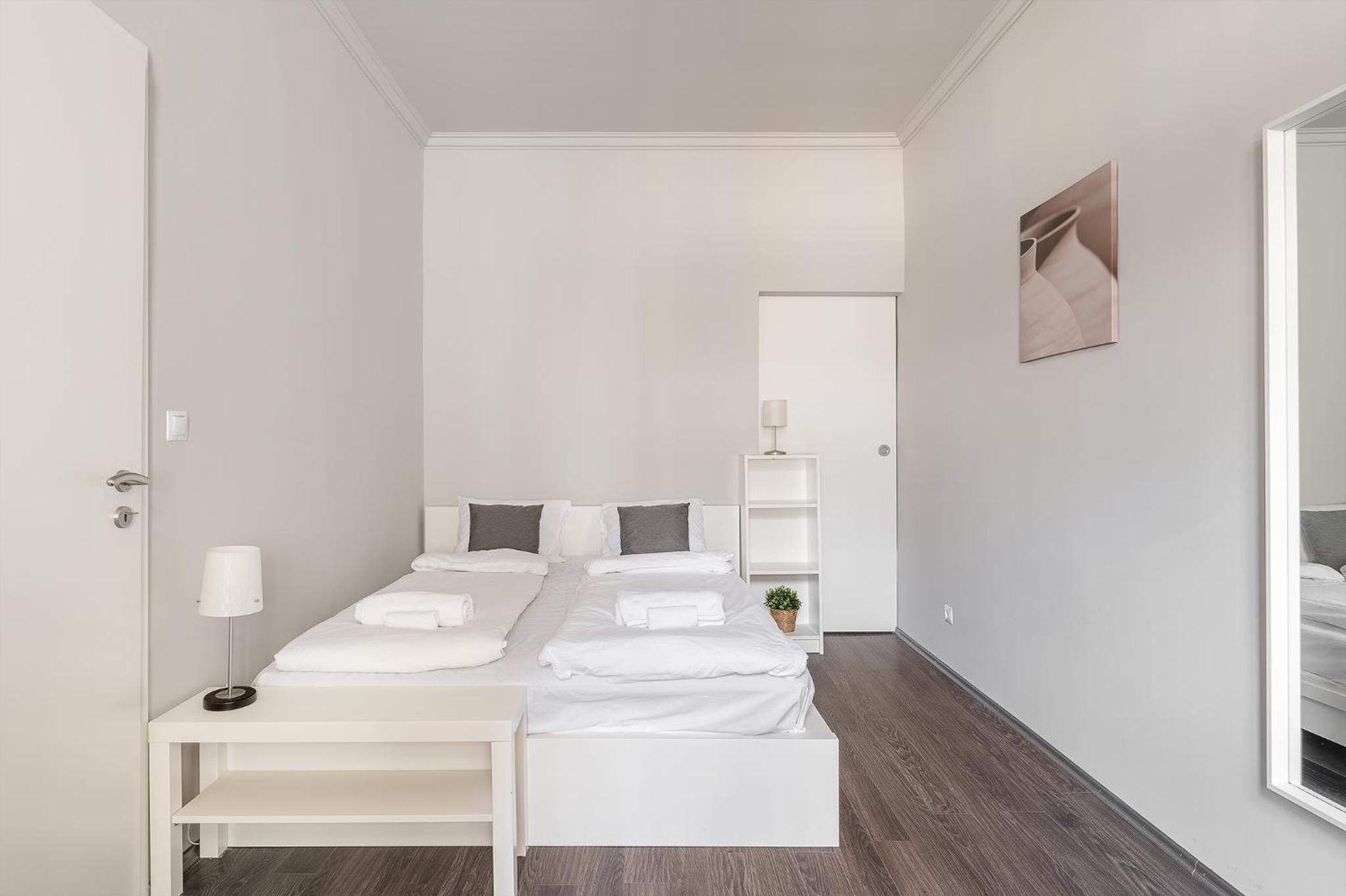 TopCentral Apartment by Cavaland view 2