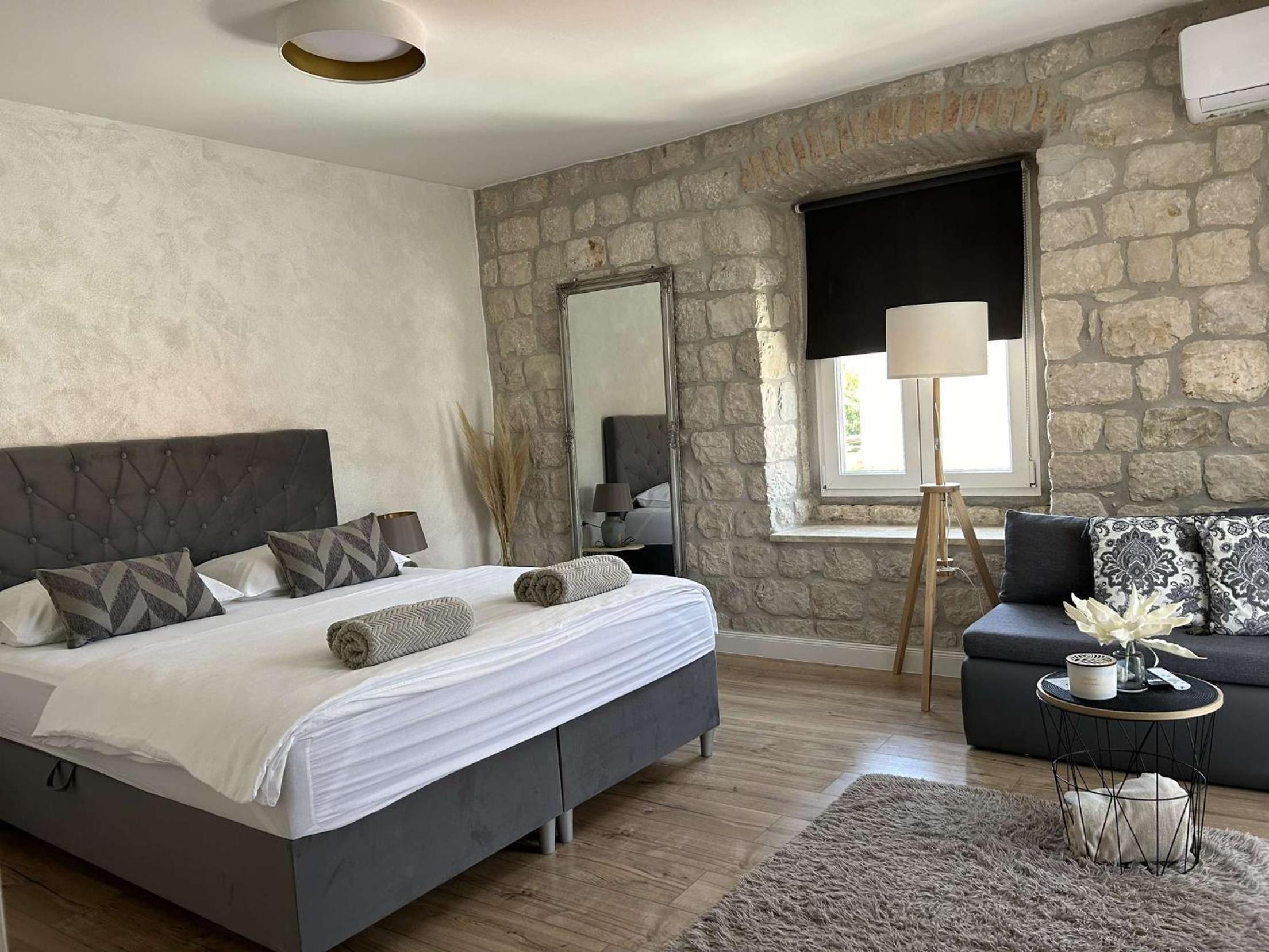 Guest House Exalto