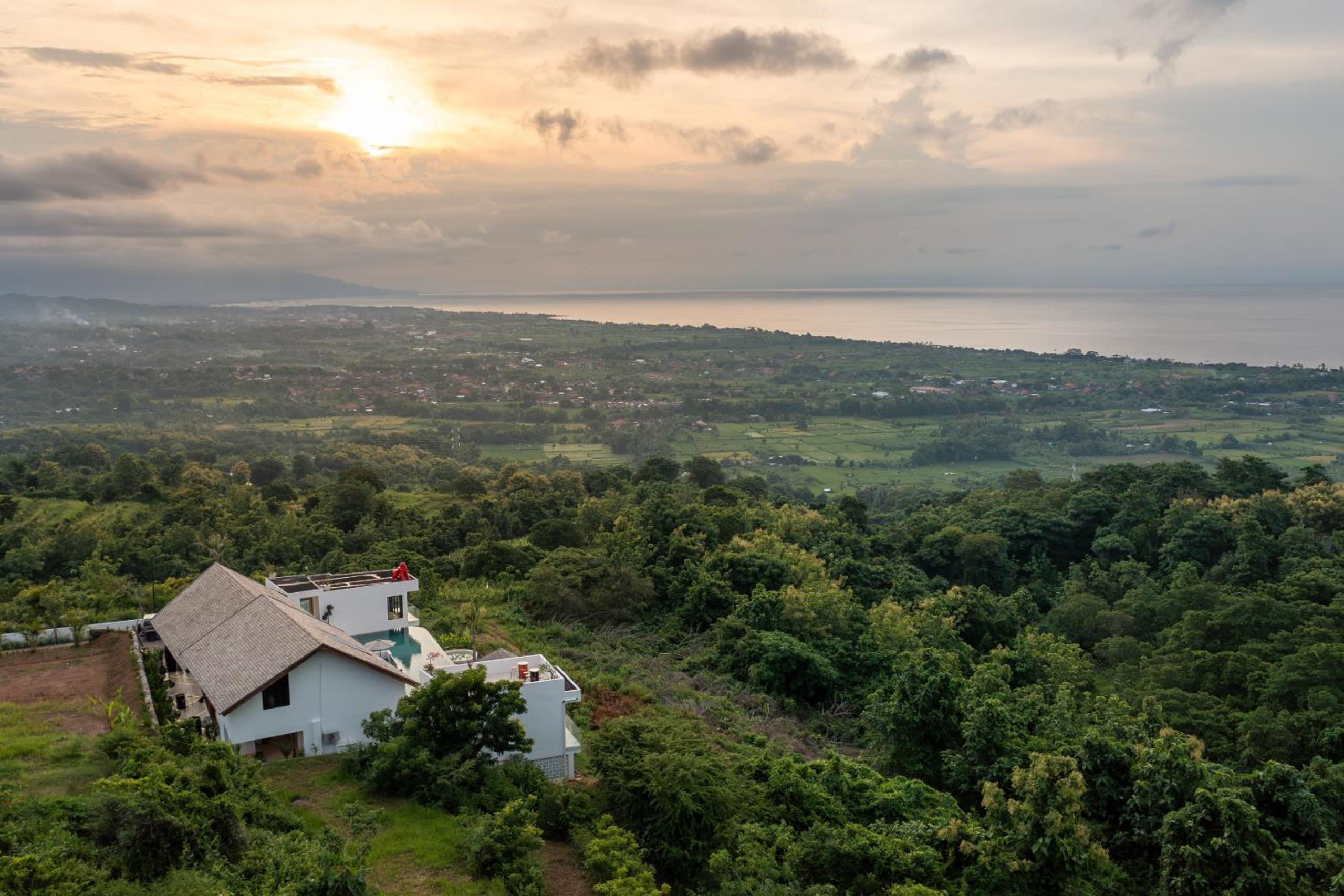 Villa Irrawaddy Lovina view 2