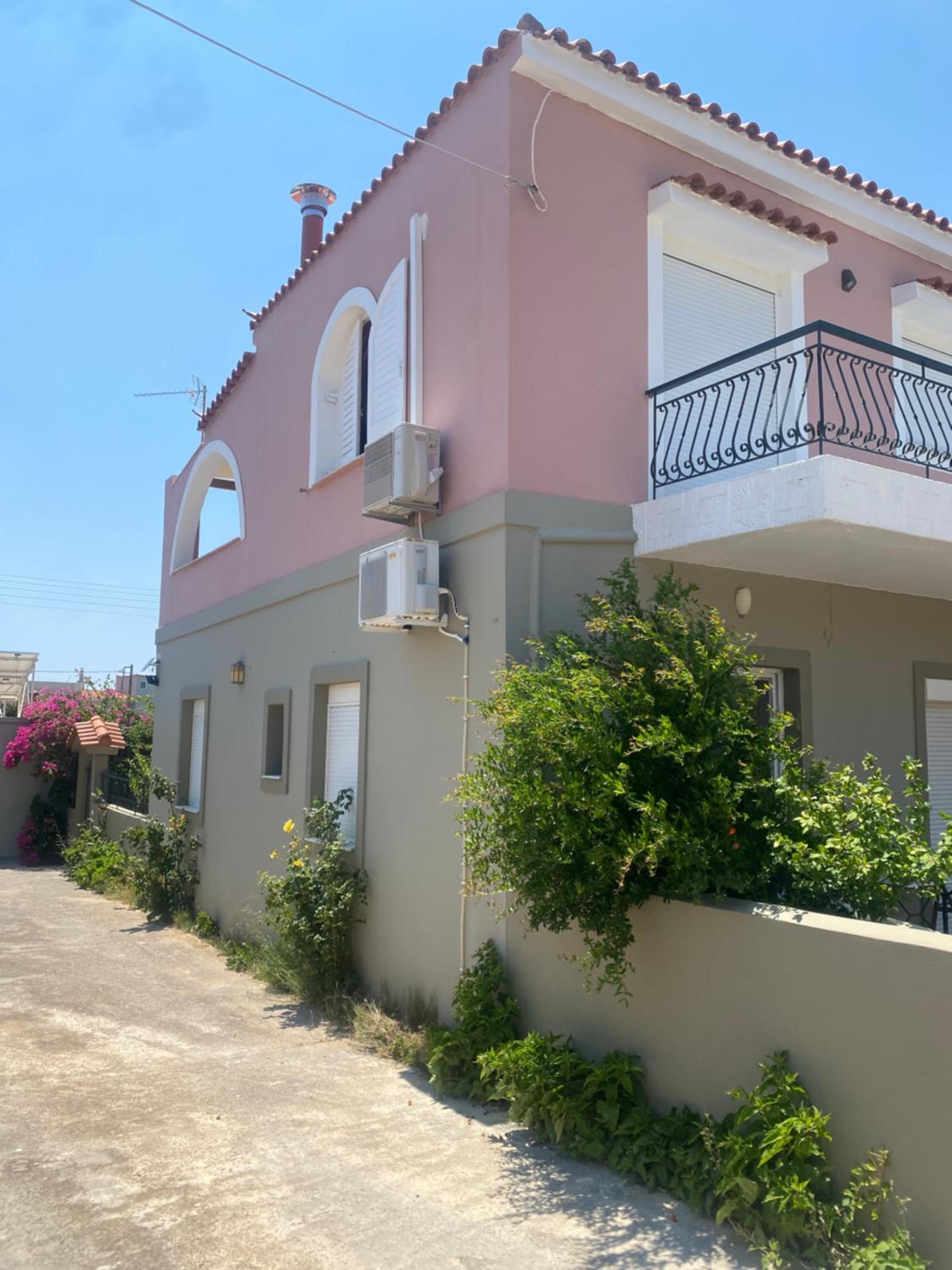Ilisia Neapoli apartments 2 view 3