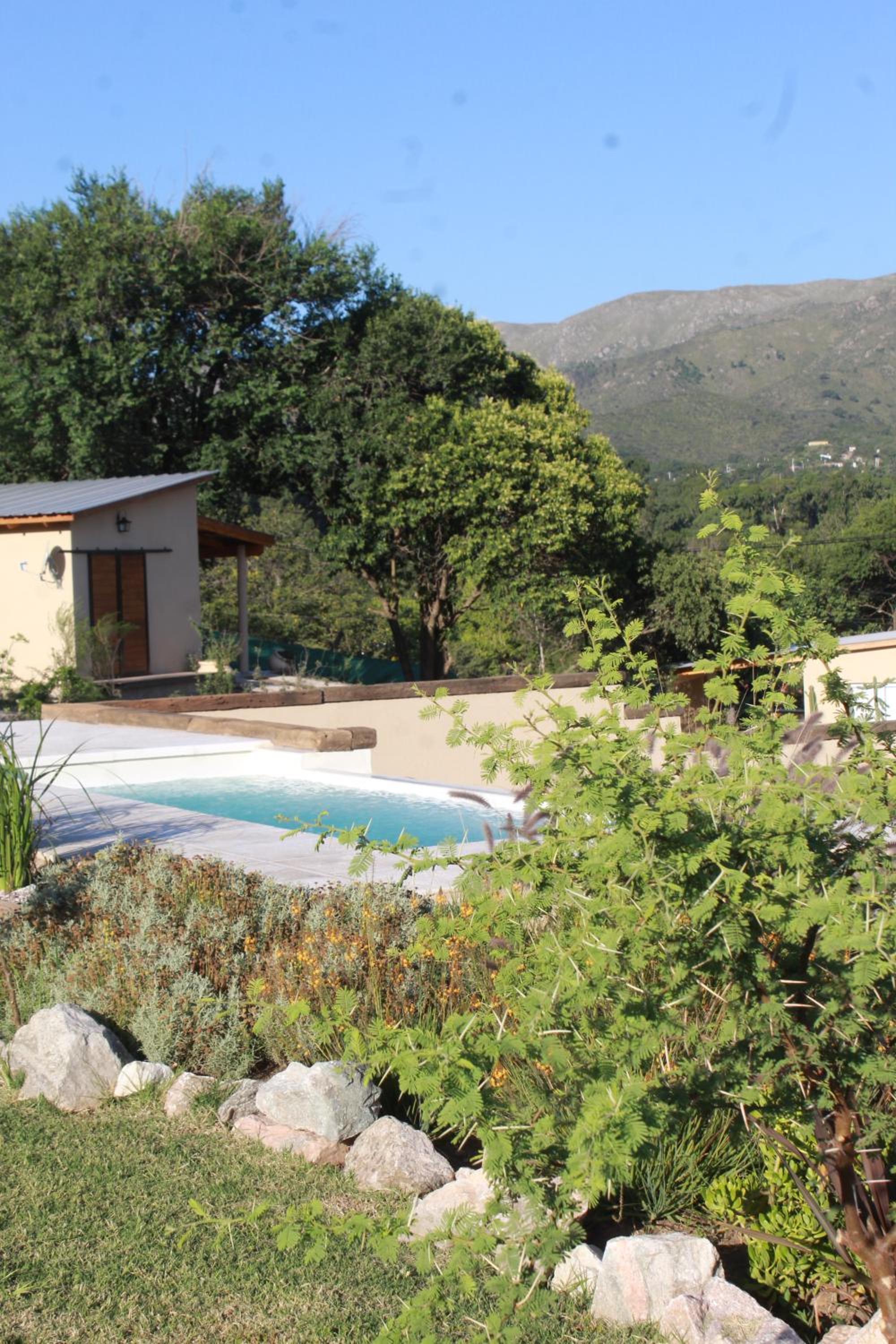 Lo de Almada Cabañas&Suites