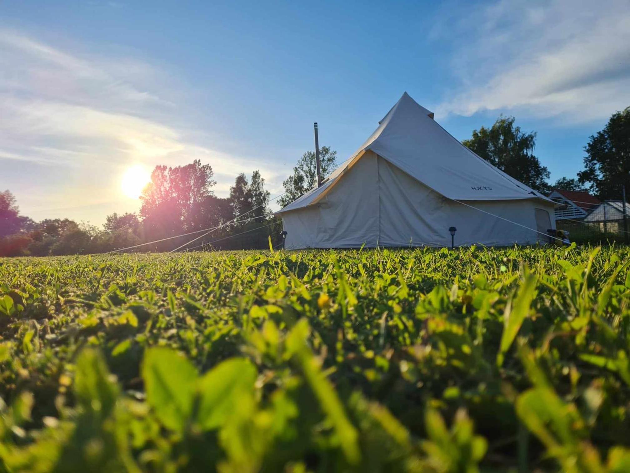 Salomon Glamping