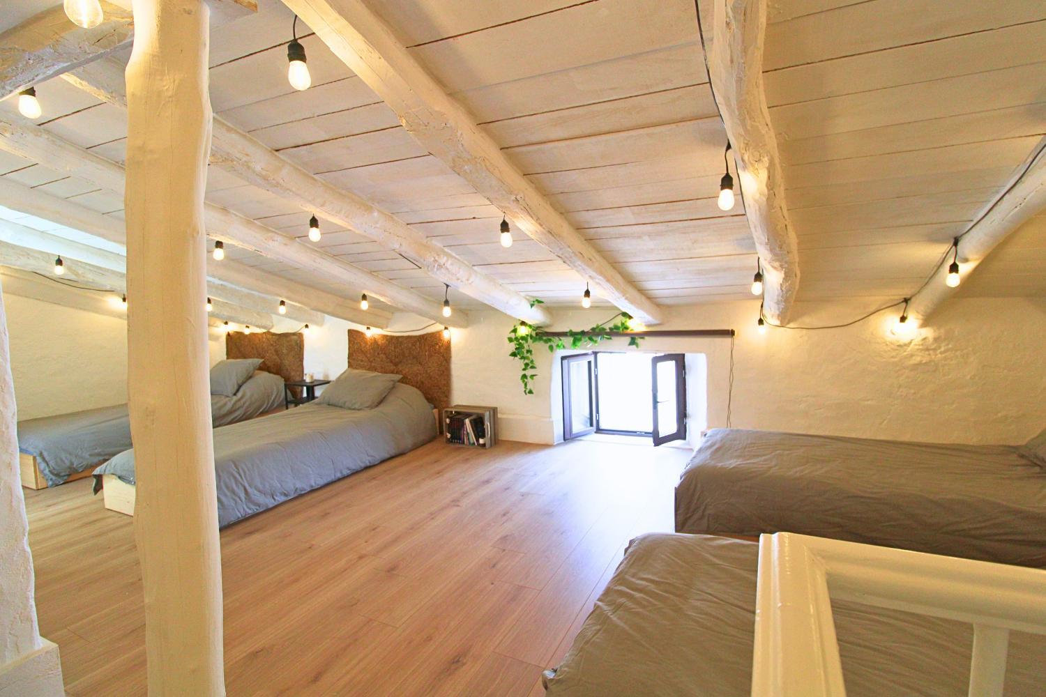 Casa Concejo by SIERRA VIVA