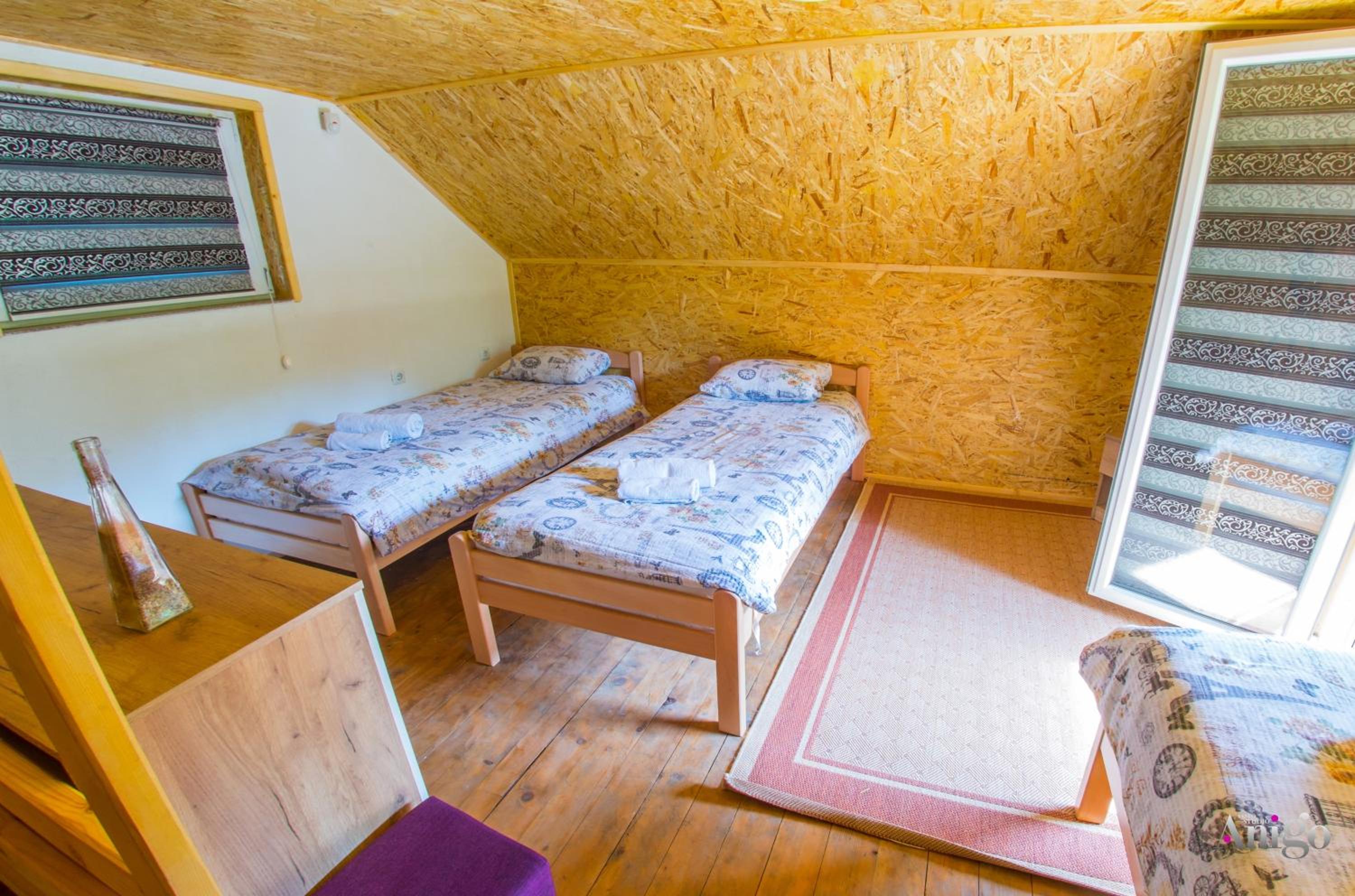 Pyramid Energy House