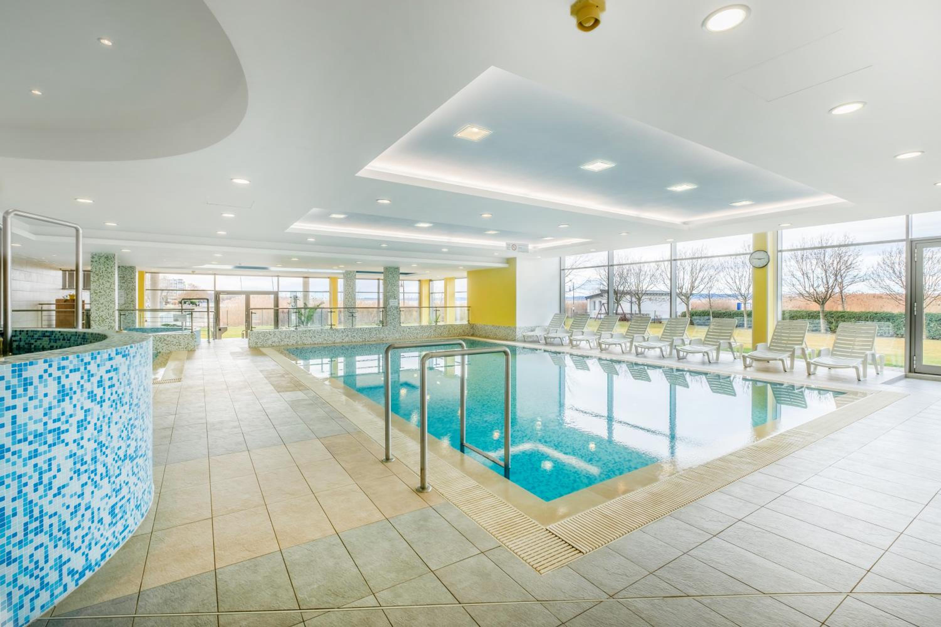 MyFlat Club 218 Gold II Wellness Apartment view 3