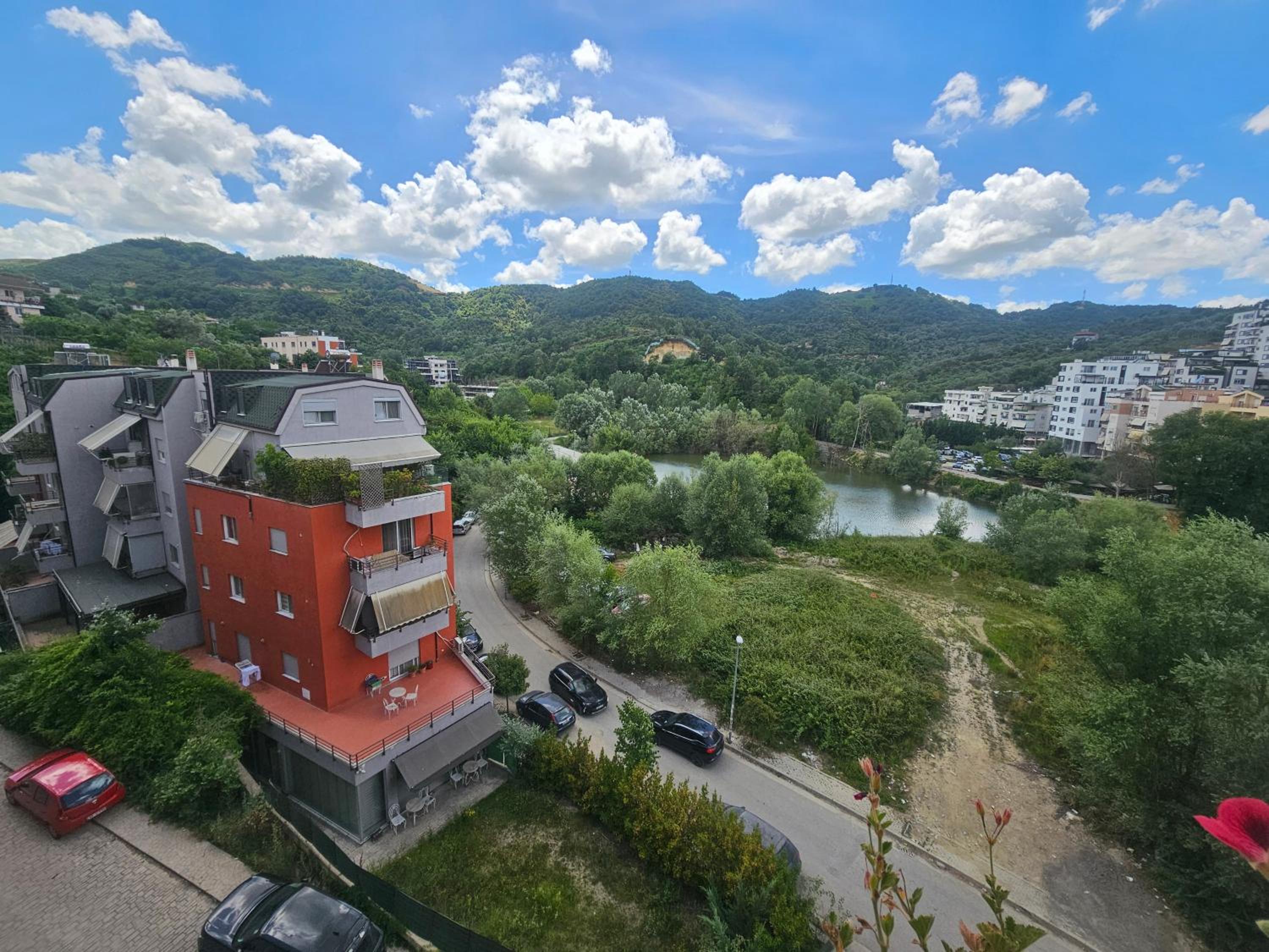 Warm lake apartament