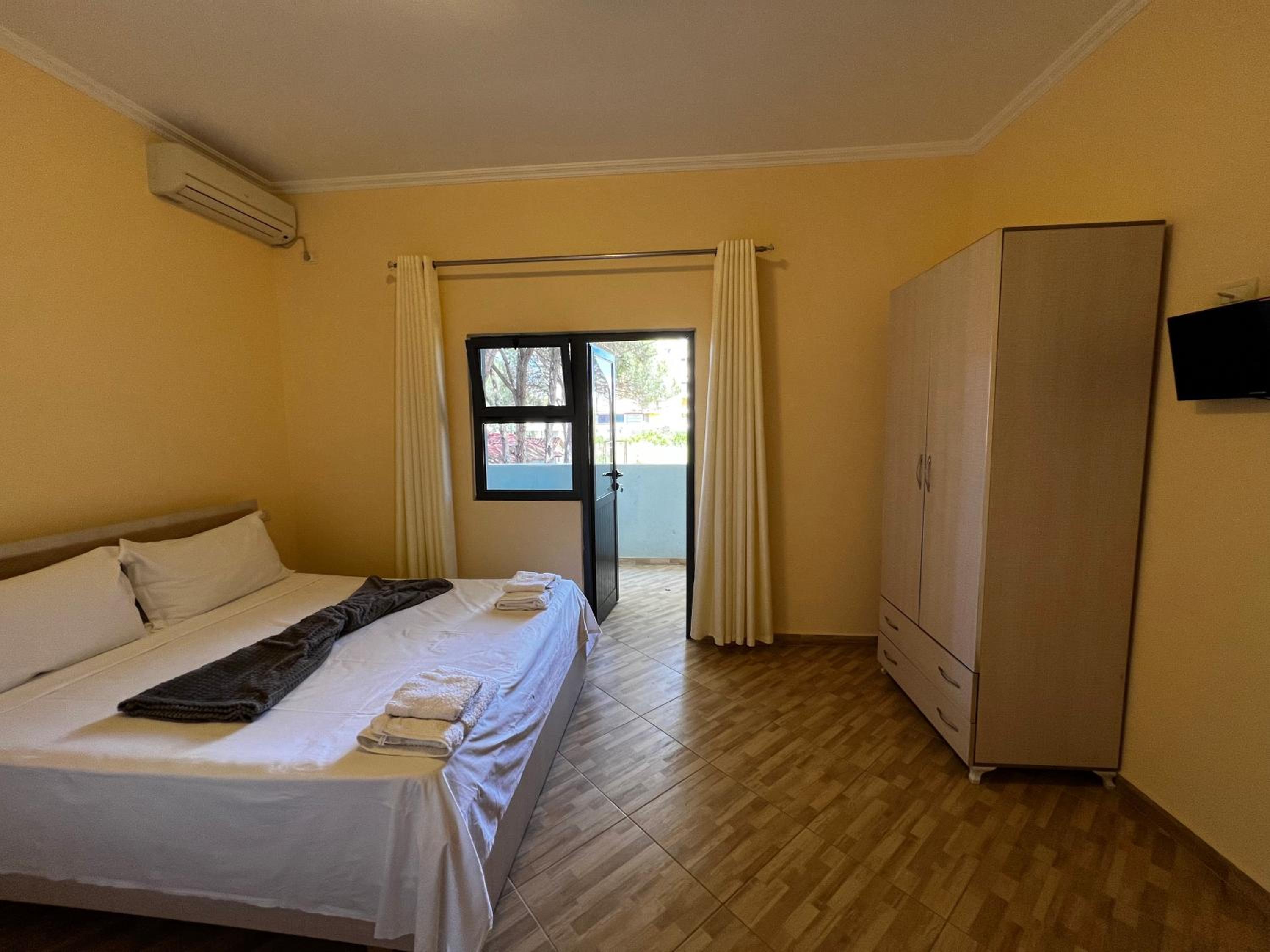 Canary Hotel