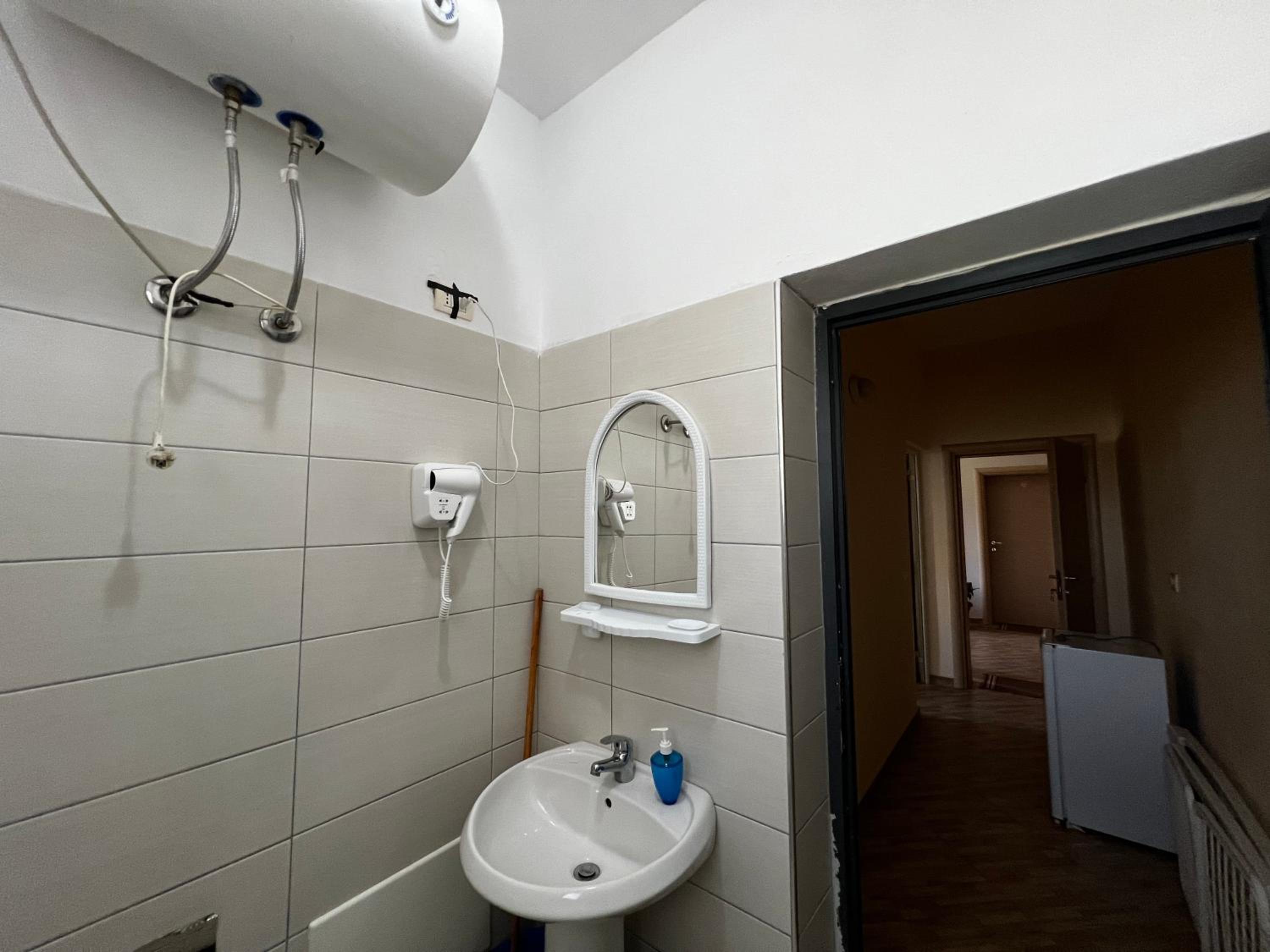 Canary Hotel