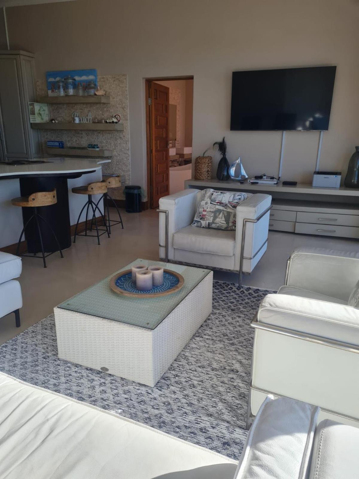 Point Village Accommodation - Santos 61/62