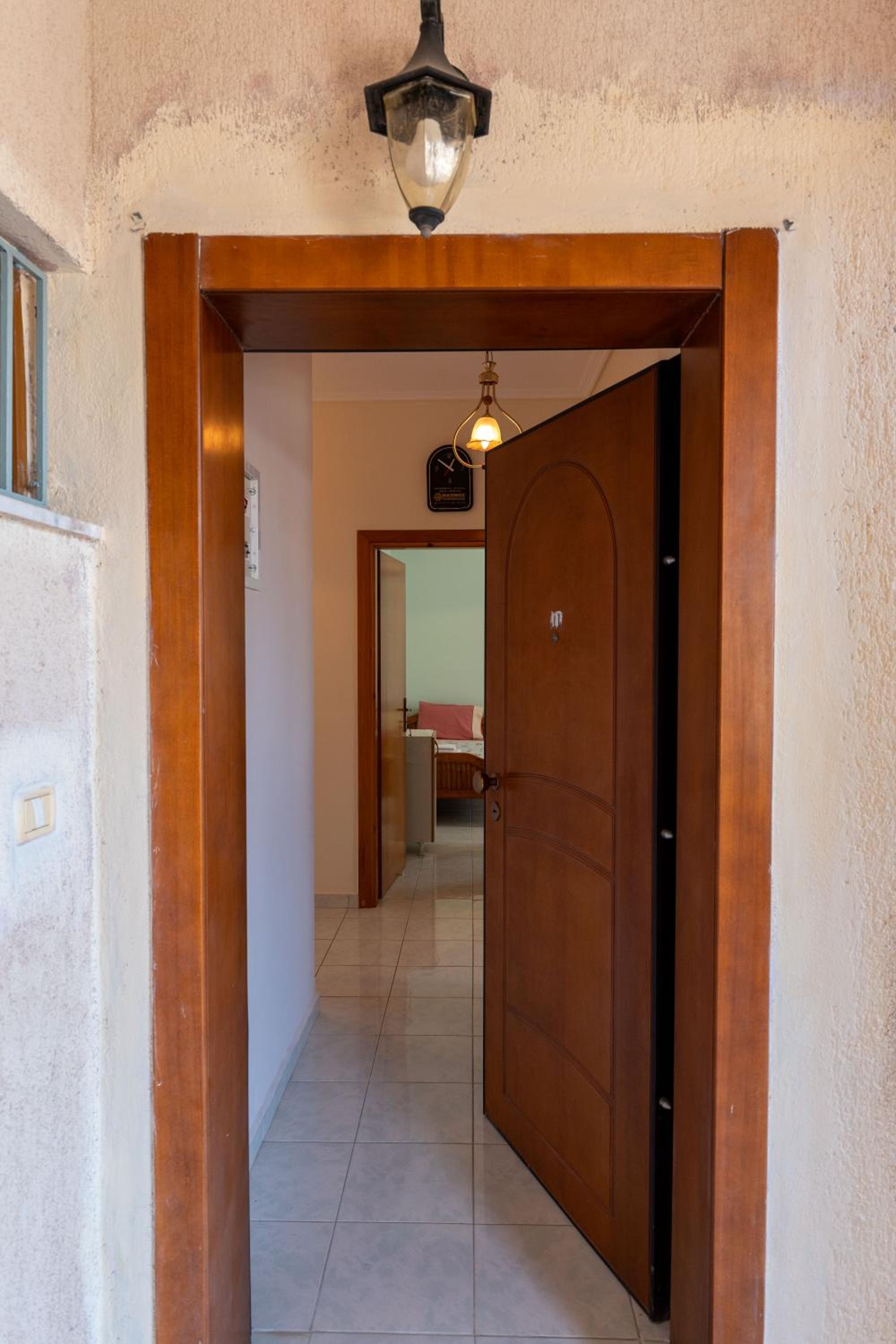 Thimios Rooms 2
