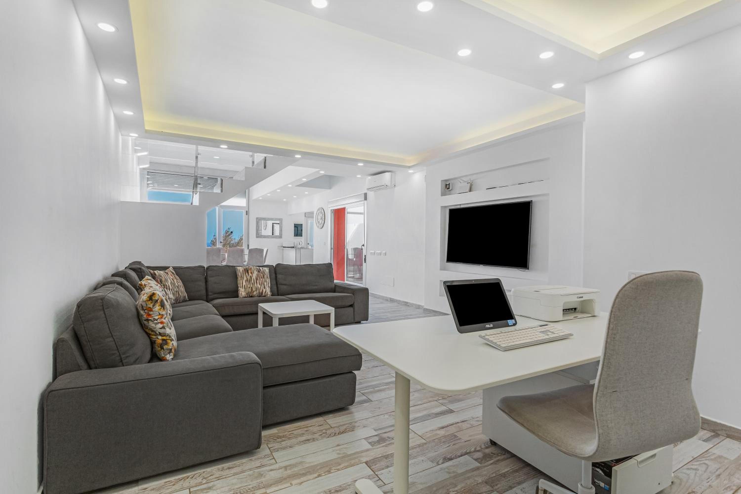 Bellavista Luxury Home