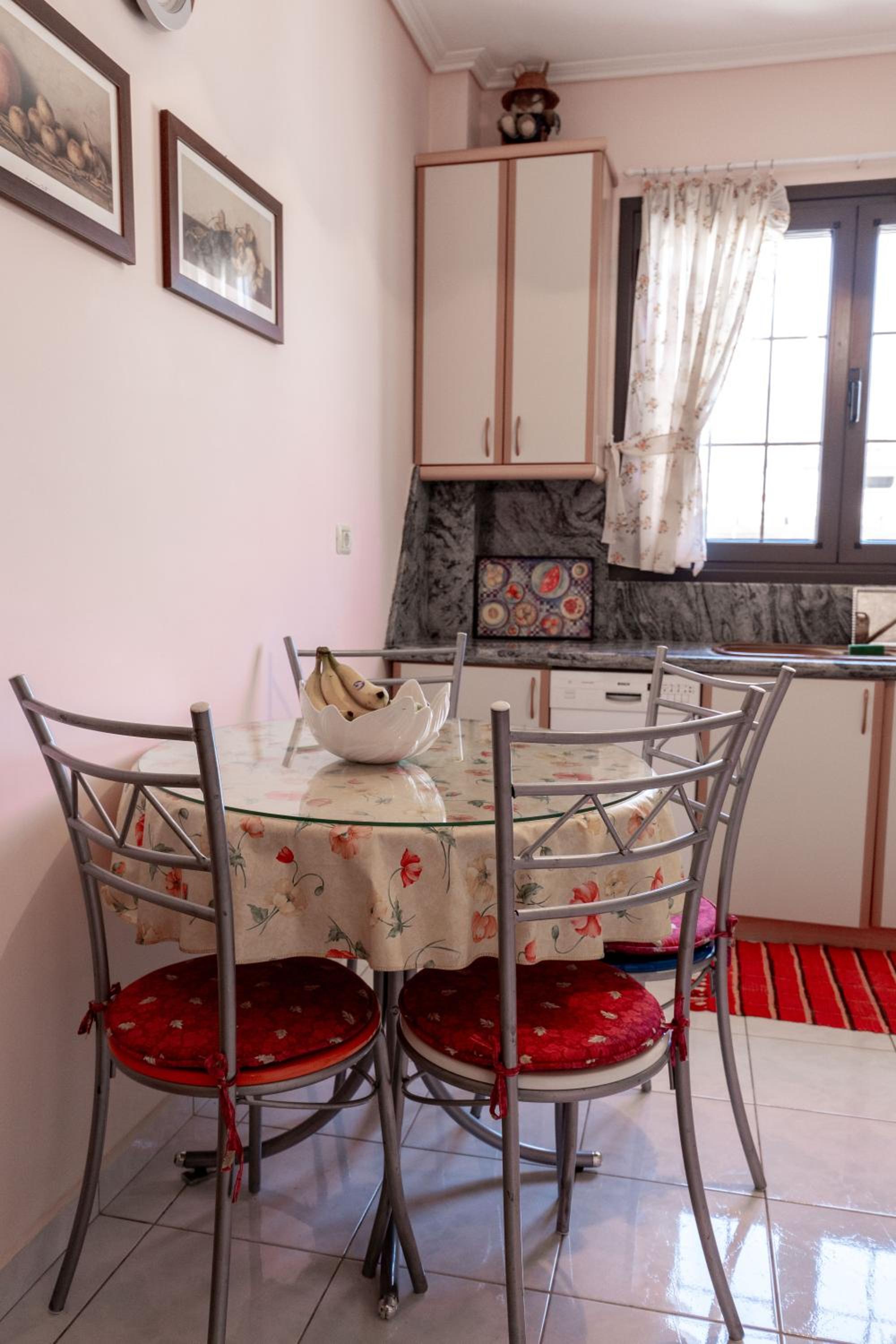 Thimios Rooms 2
