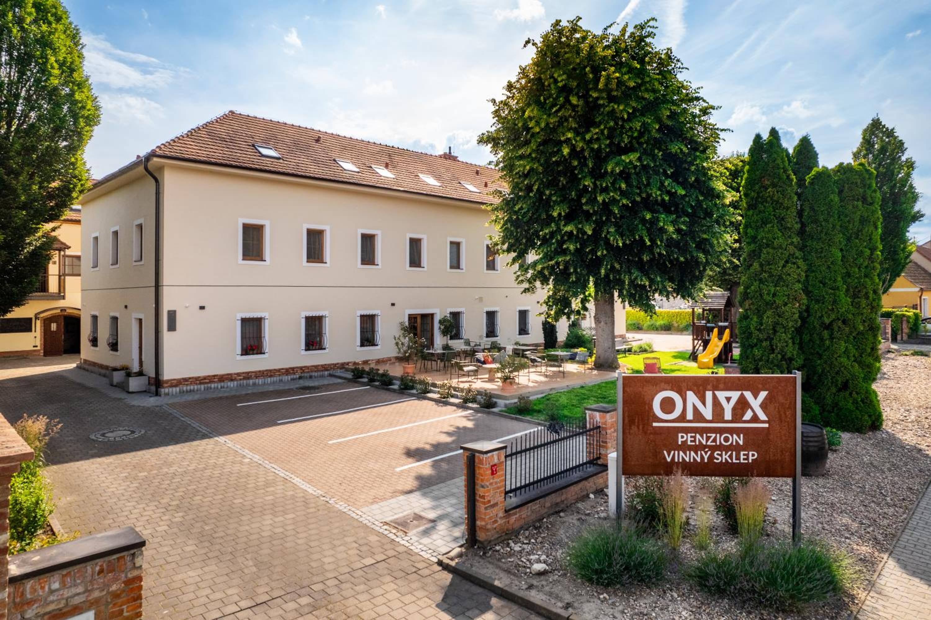 Penzion Onyx view 2