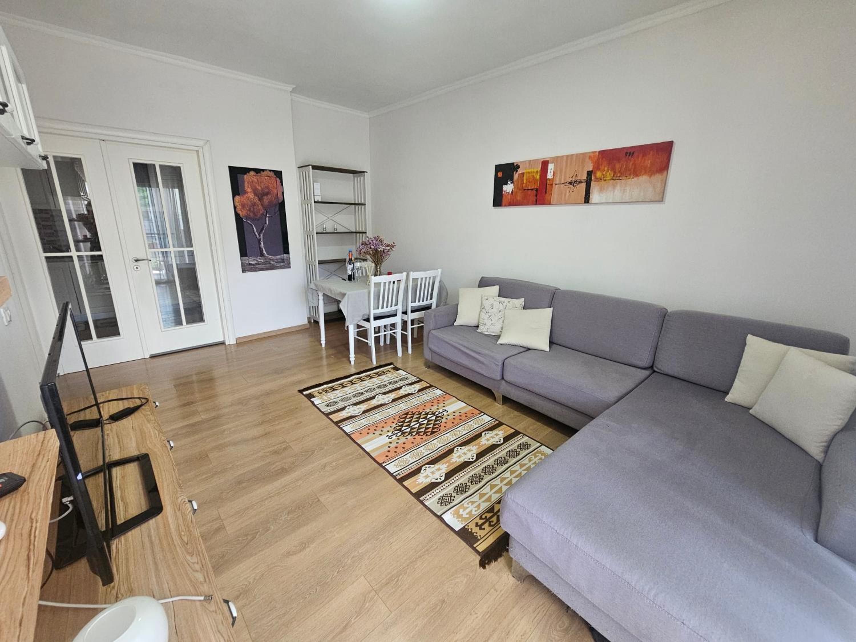 Warm lake apartament