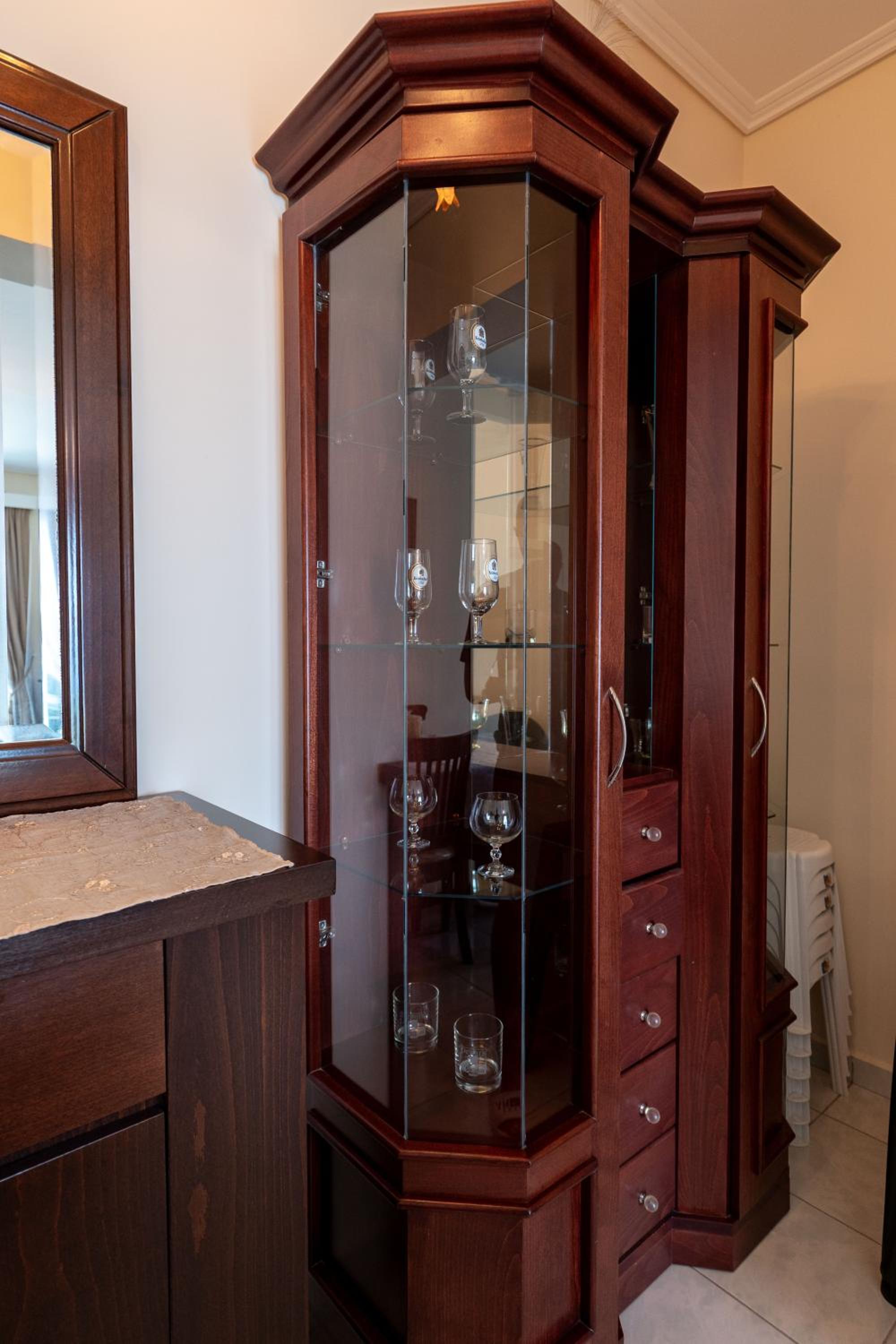 Thimios Rooms 2