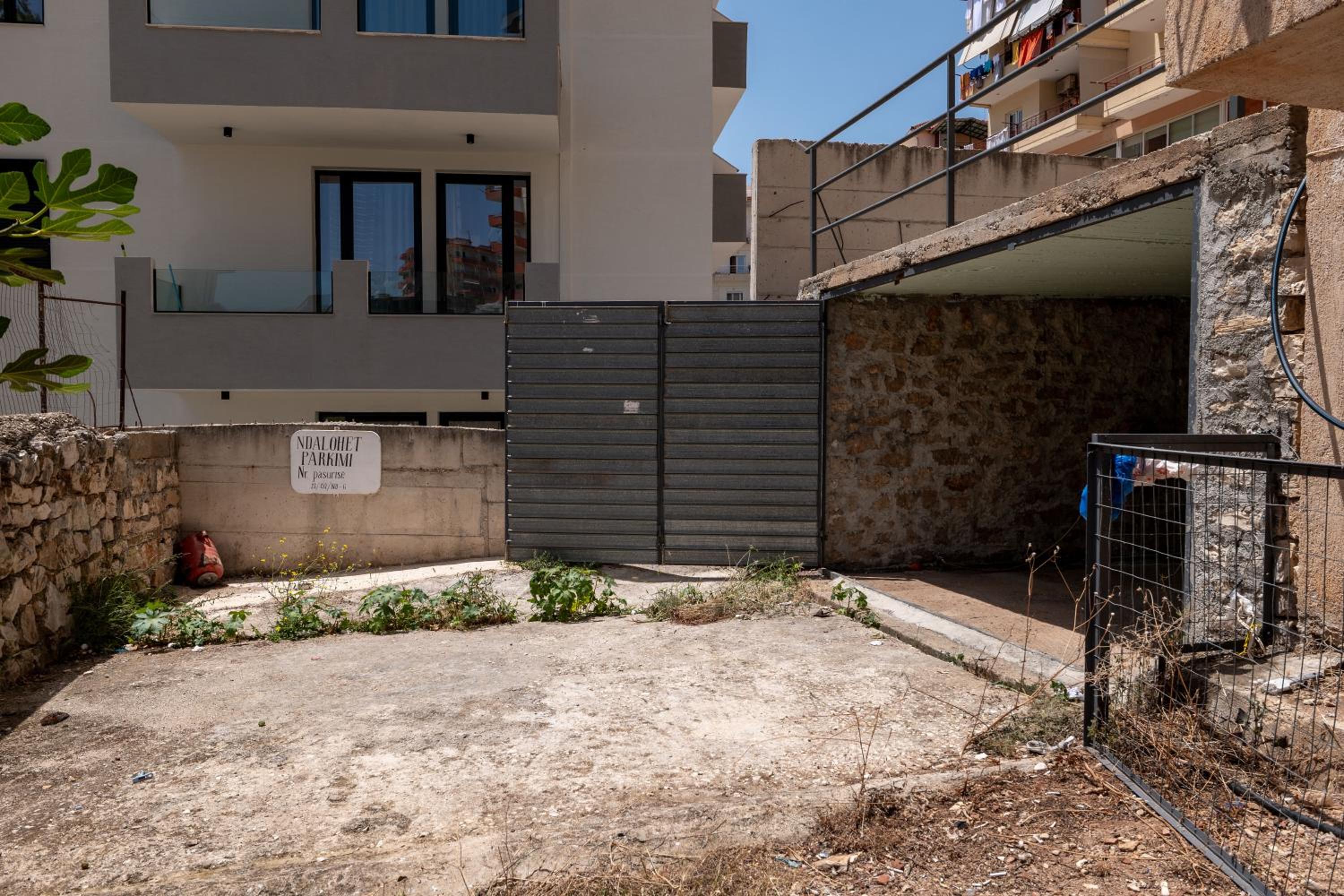 Thimios Rooms 2