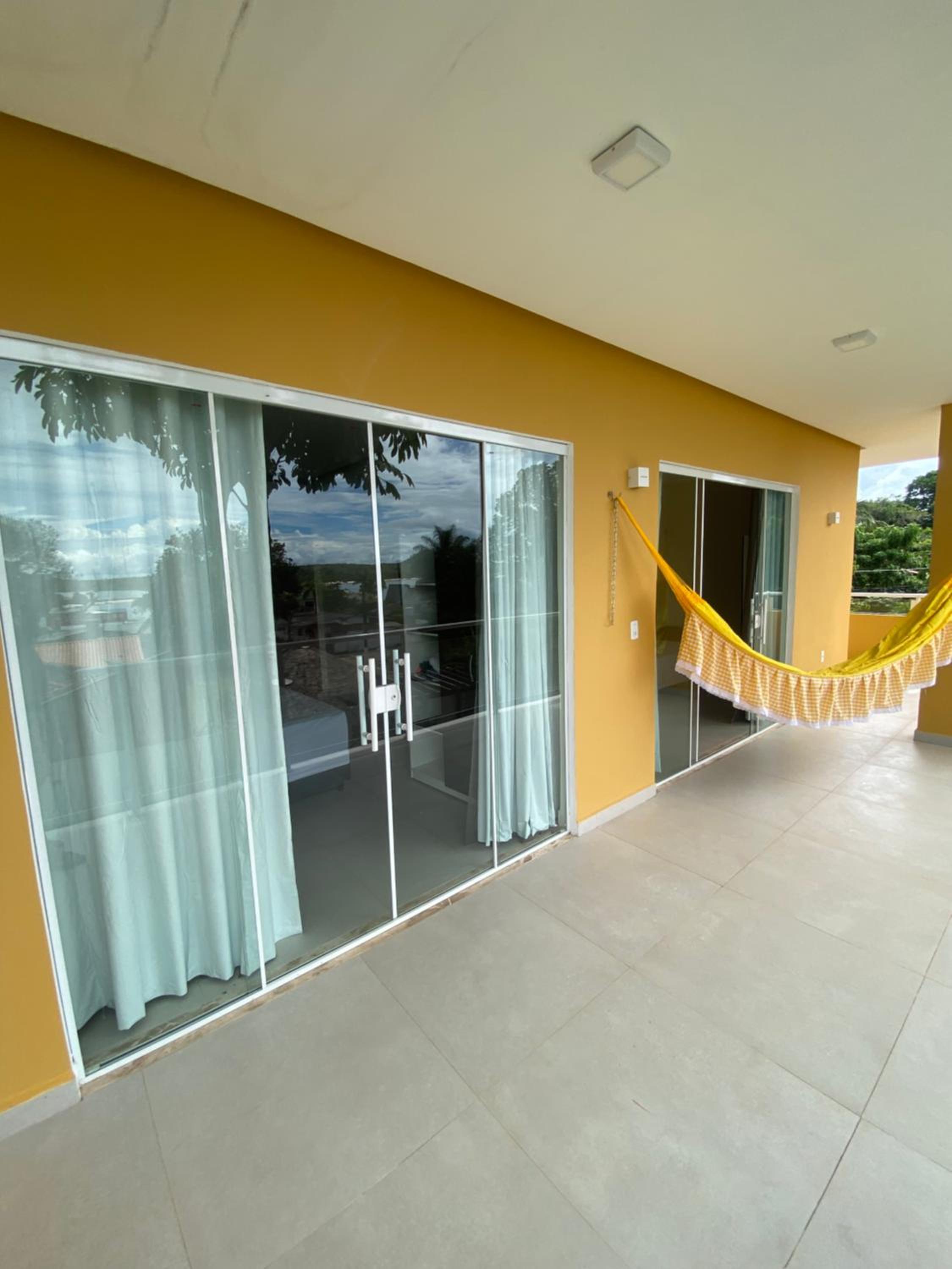 Casa Amarilla Alter