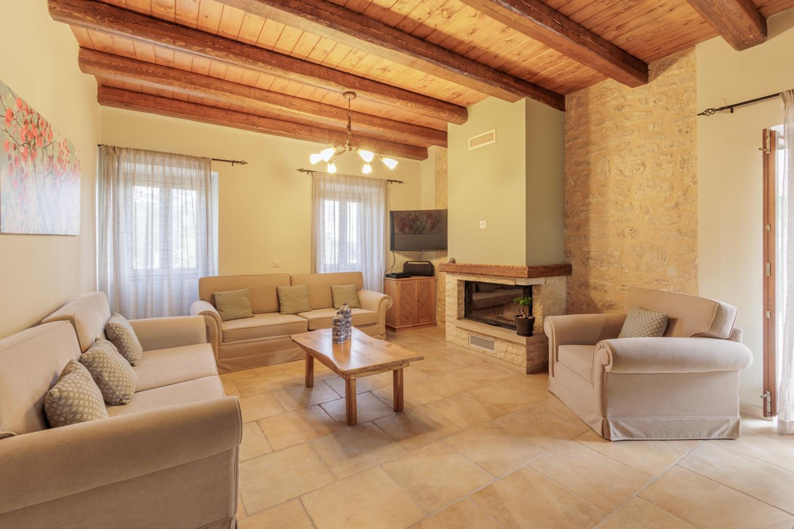Villa Oros
