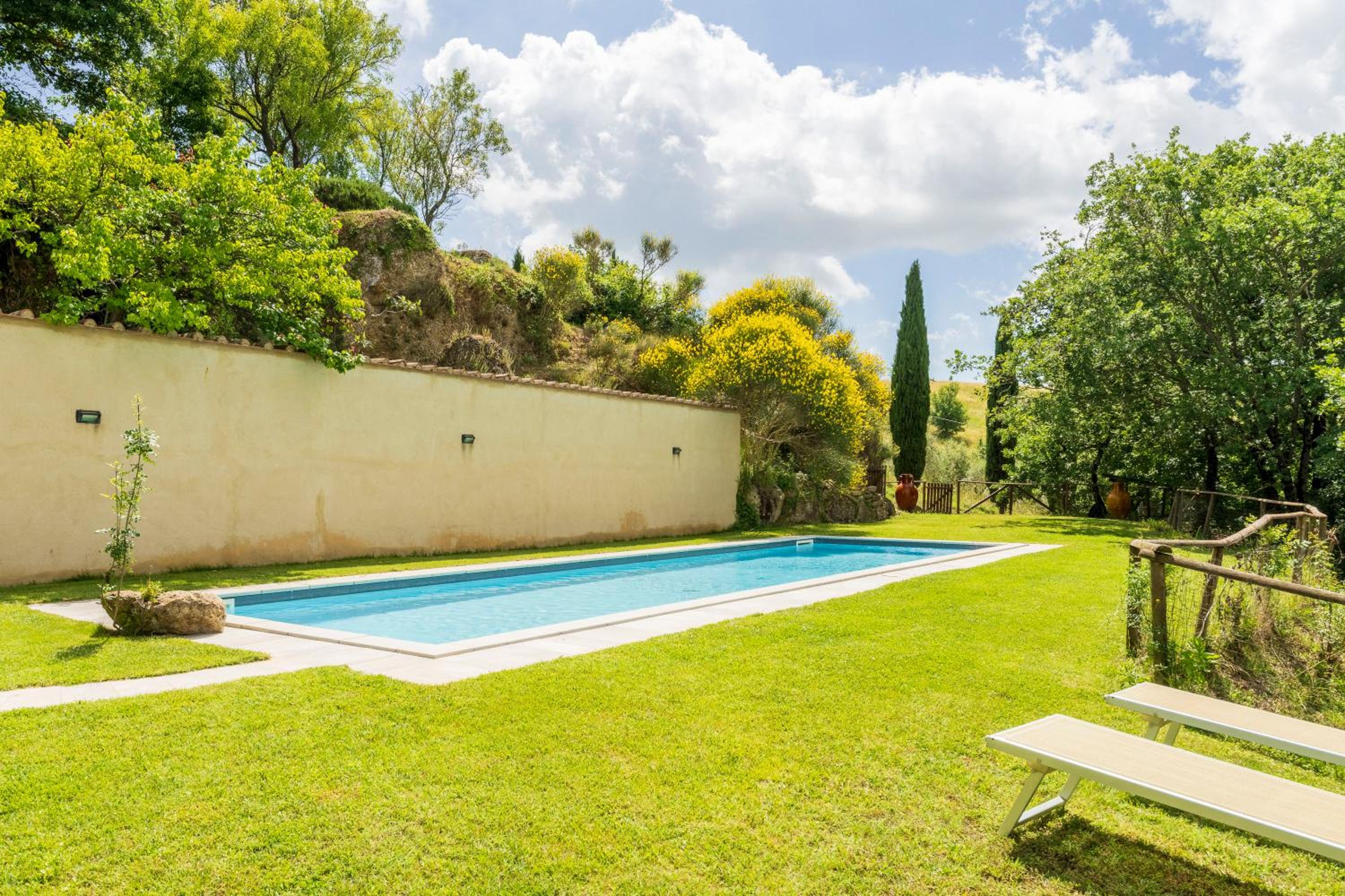 Charming Apartment With Pool In Radicondoli view 2