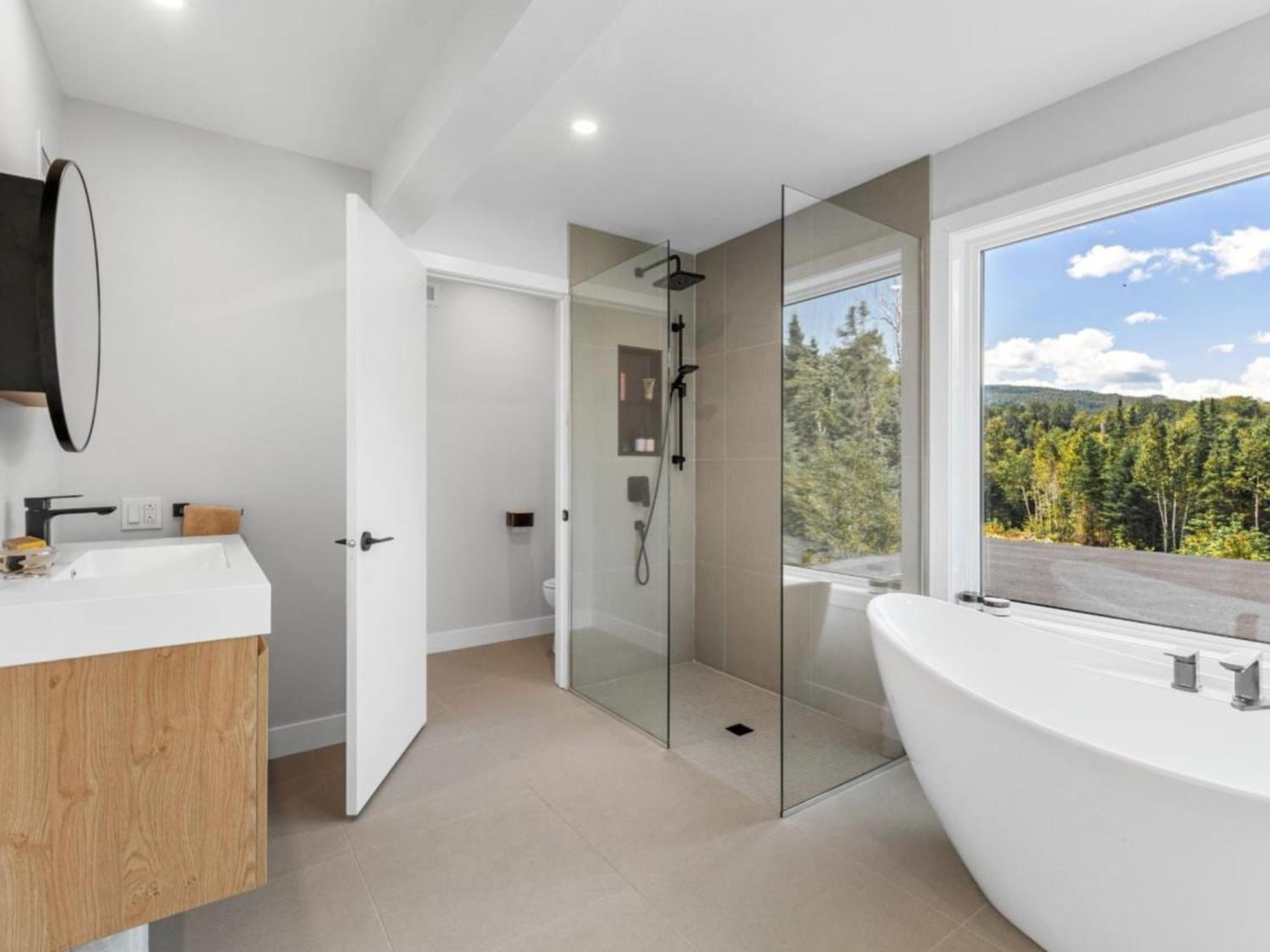 Maison contemporaine en pleine nature