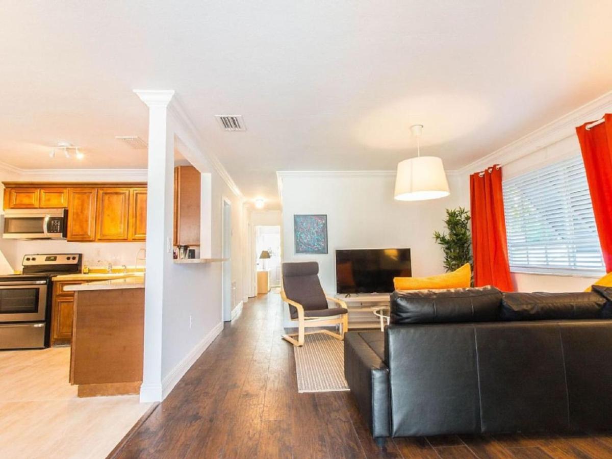 4Bed2Bath Design District Home With Huge Patio BBQ