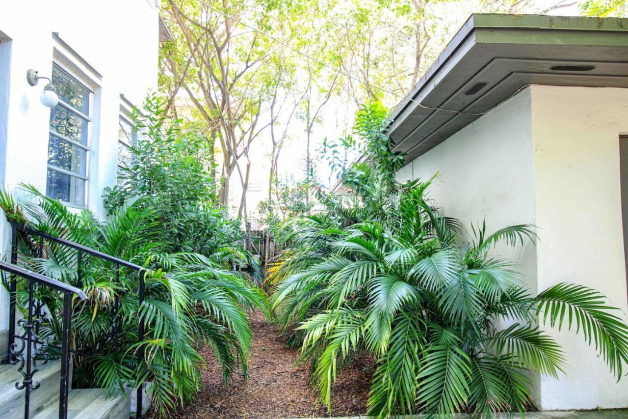 3 Bedroom Apartment with BBQ and Patio, Near Brickell