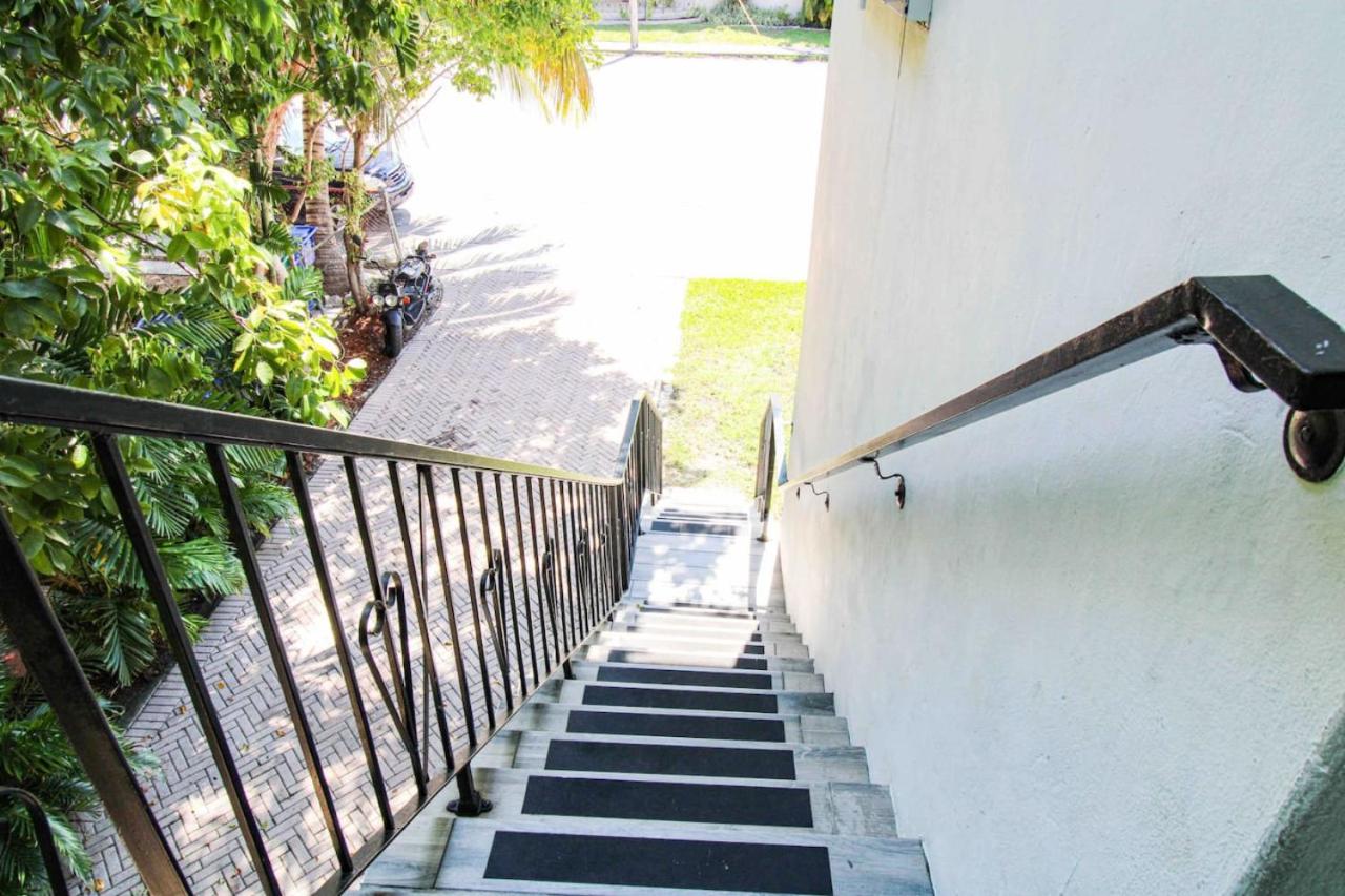 3 Bedroom Apartment with BBQ and Patio, Near Brickell