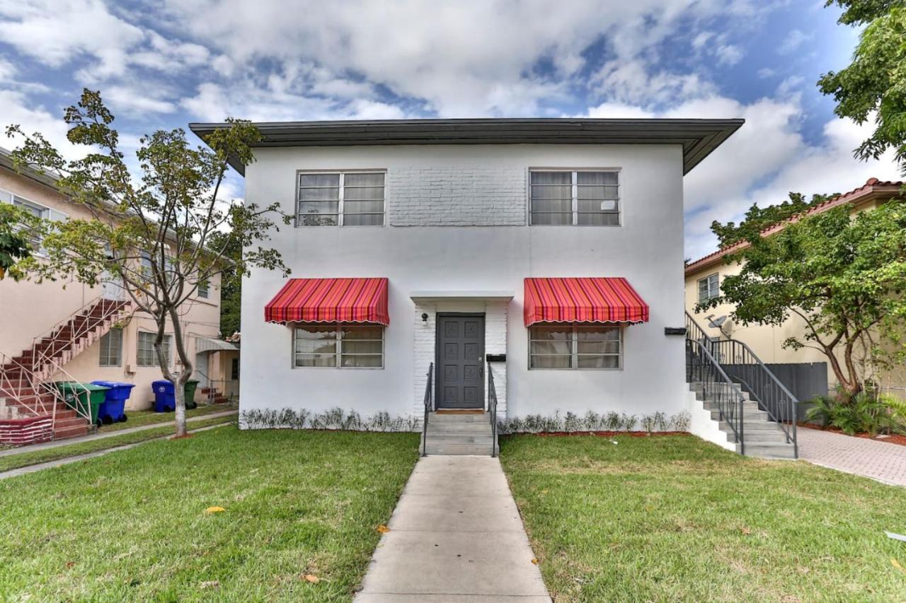 Centrally Located Impeccable Apartment Unit wtih BBQ