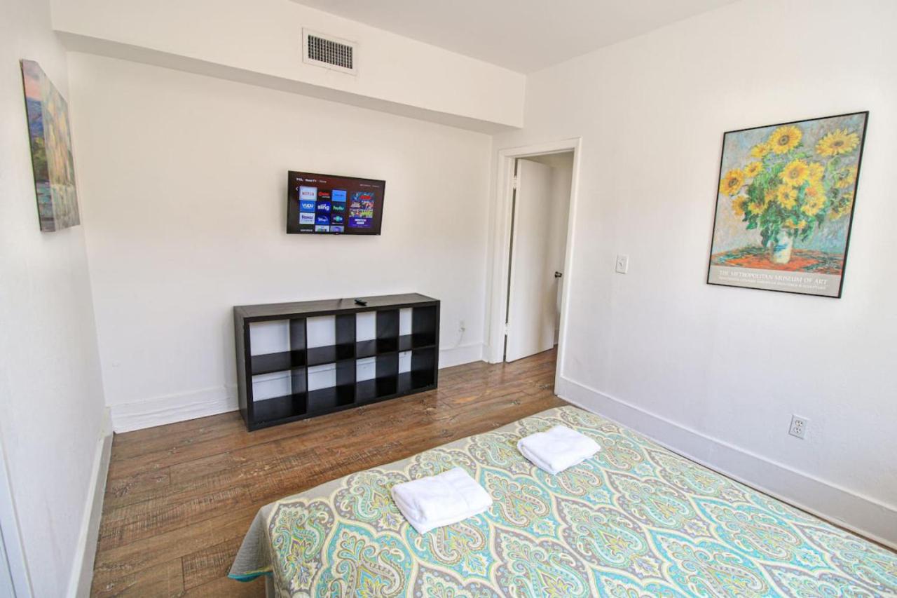 4Bed 3Bath Coral Gables Area Stunning With Hot Tub