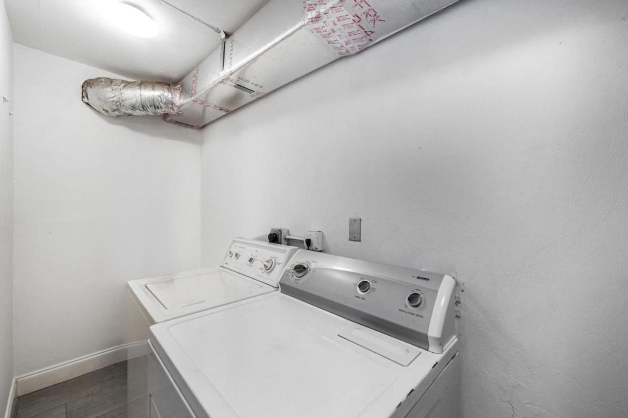 West Brickell GEM With Private Garden, 2BR 2BATH