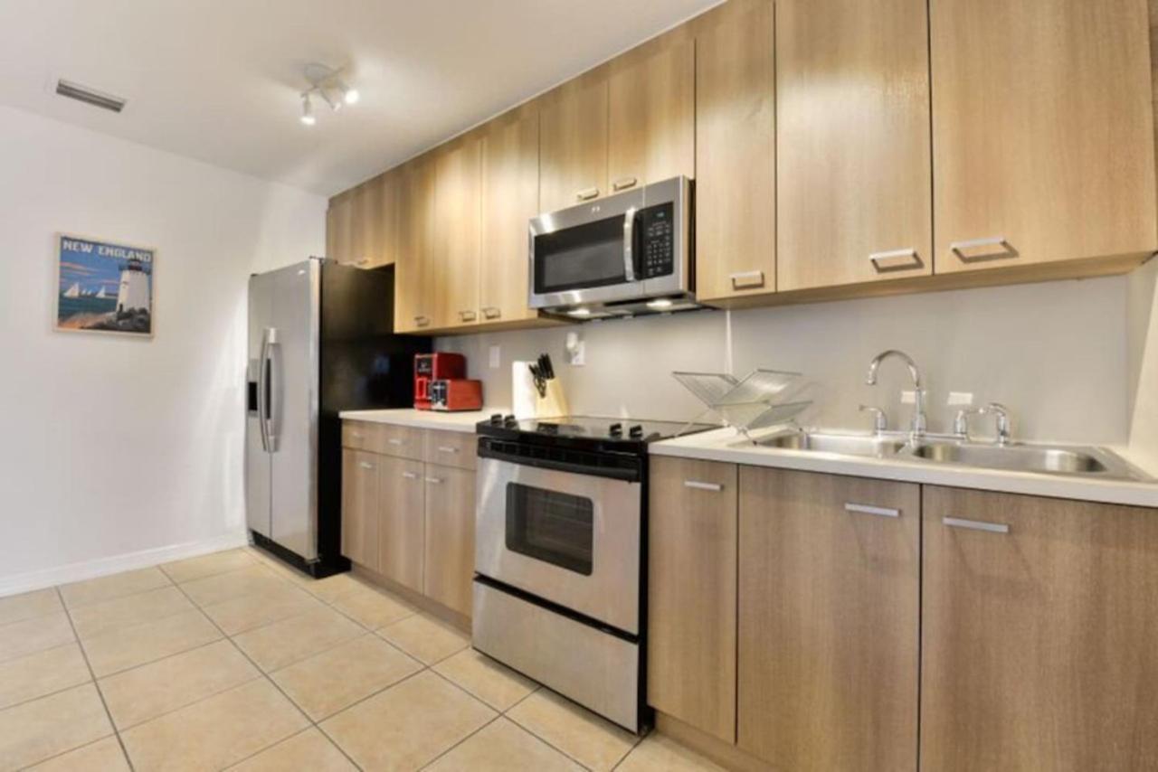 Wynwood Area with Hot Tub, 10 min from South Beach