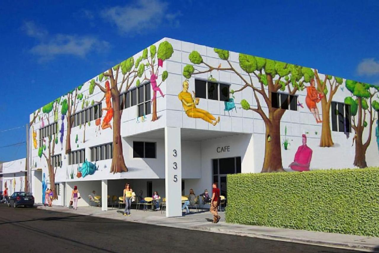 Wynwood Area with Hot Tub, 10 min from South Beach