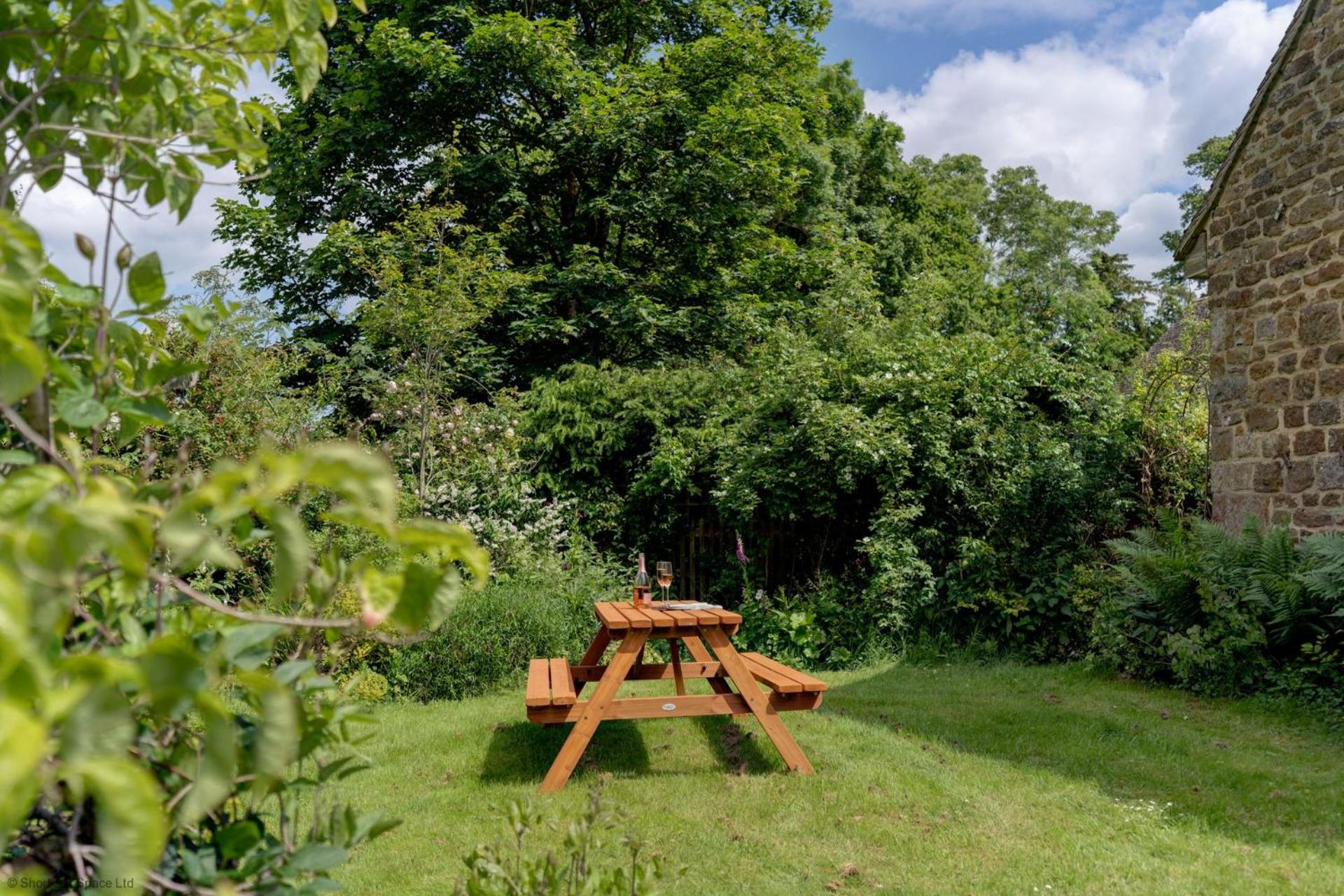 Swereview Cottage