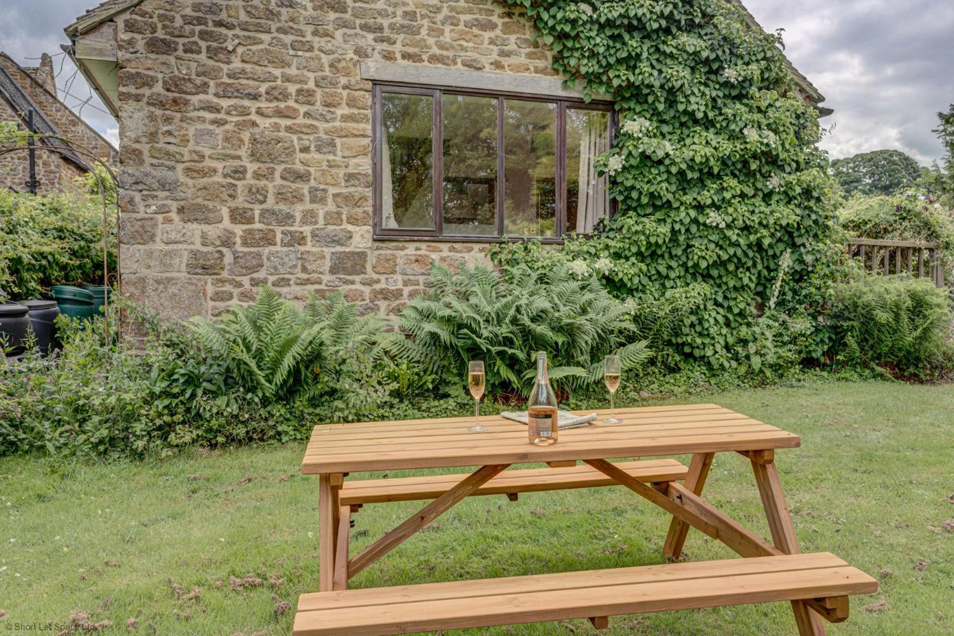 Swereview Cottage