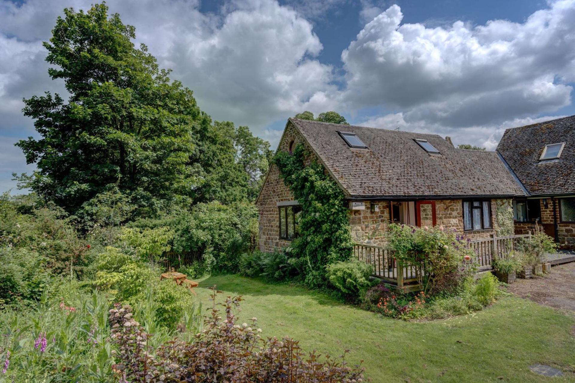 Swereview Cottage