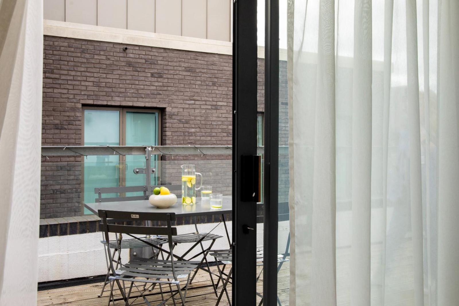 Bob W London Tower Hill - Residences