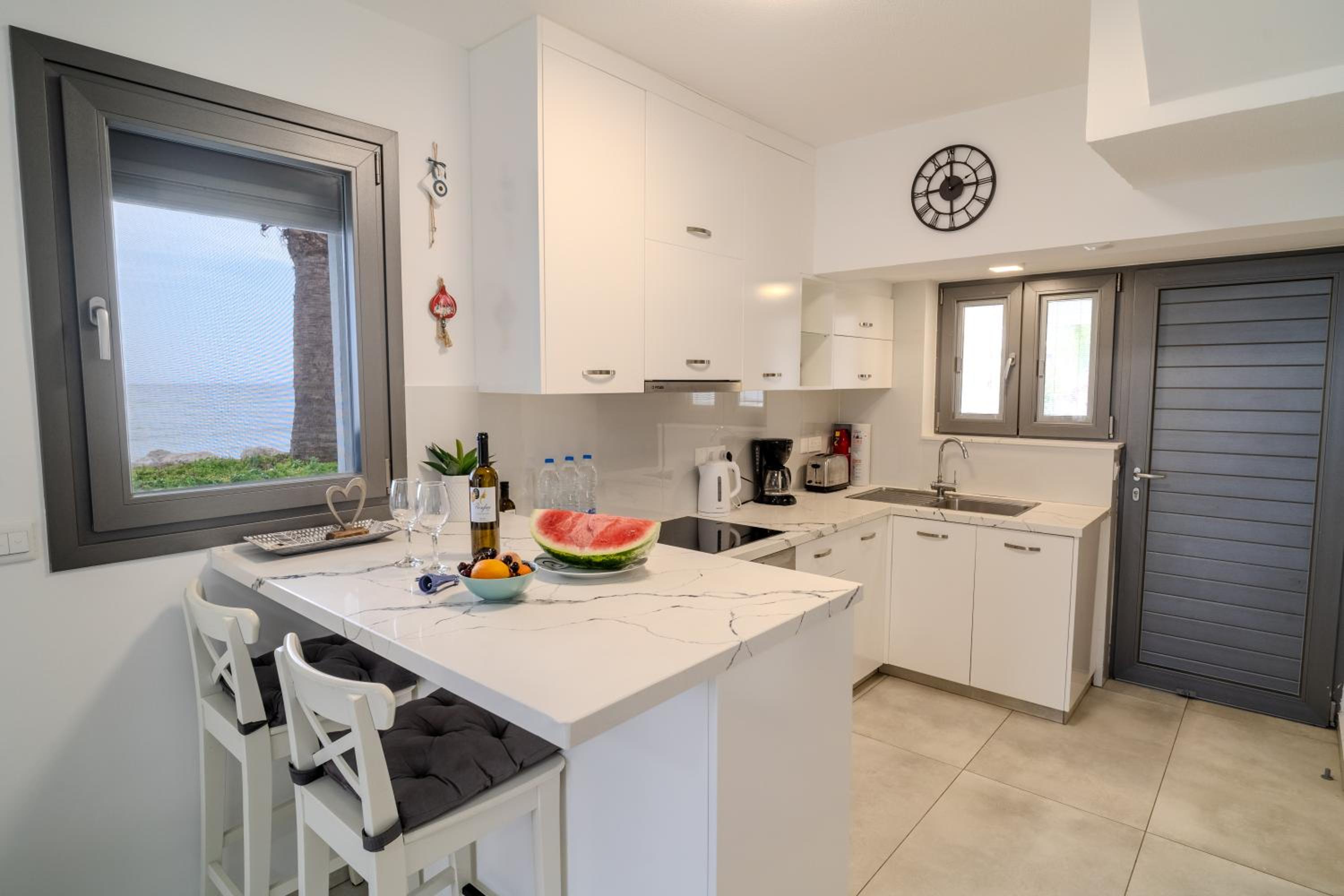 Meneou Blu Beach House*