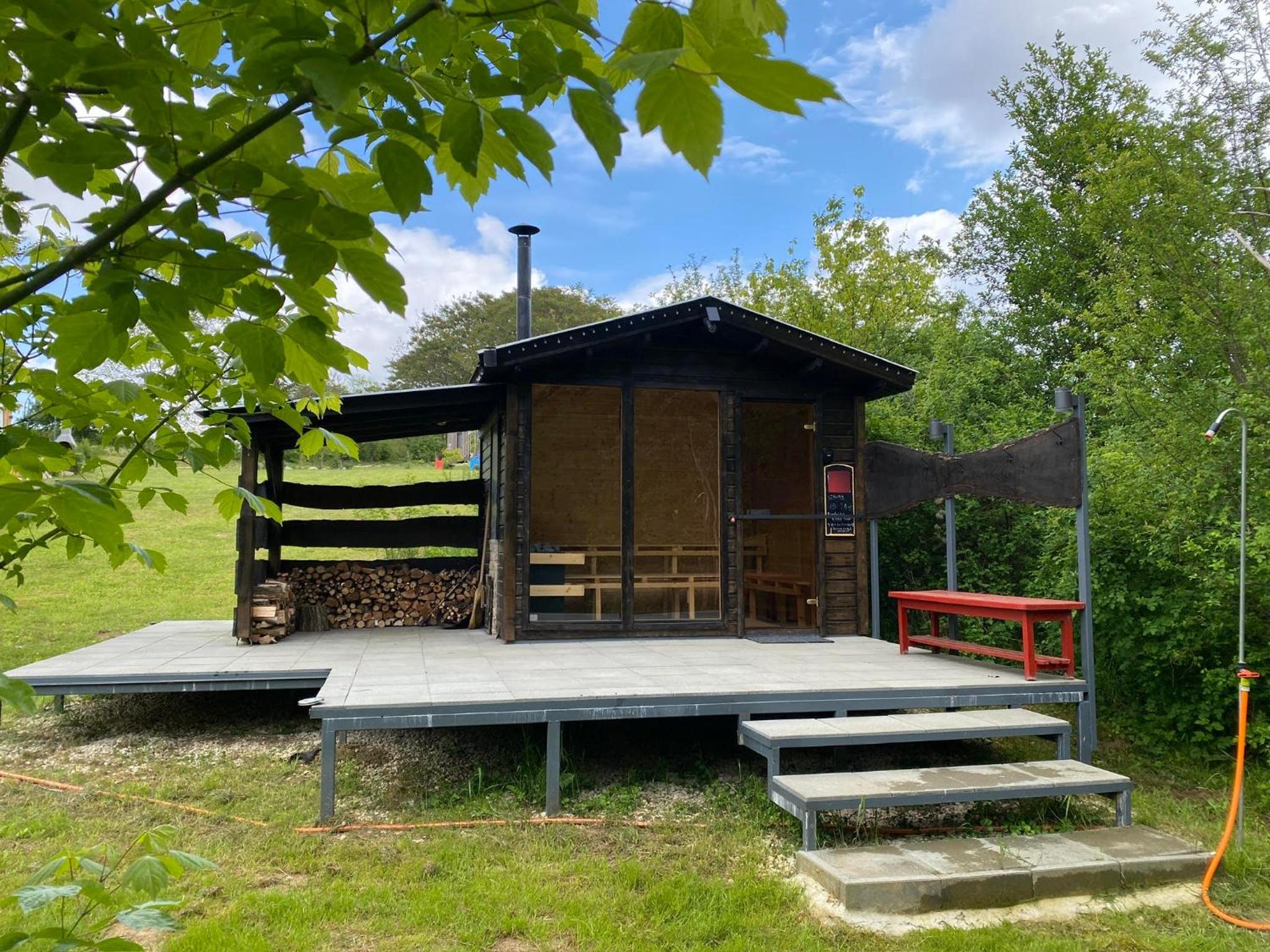 JANUS COUNTRY SITE Üdülőházak