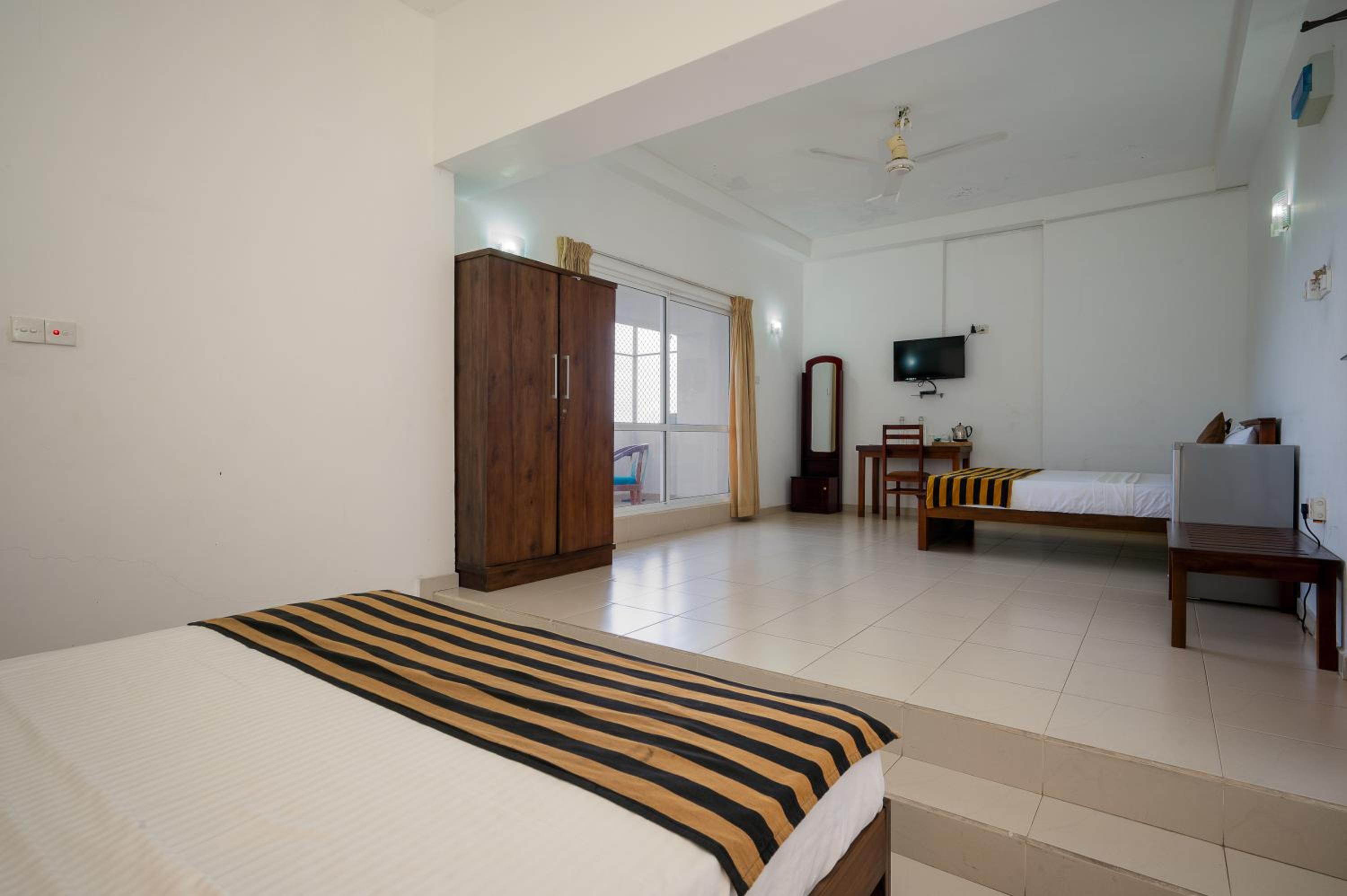 Hotel Oviya